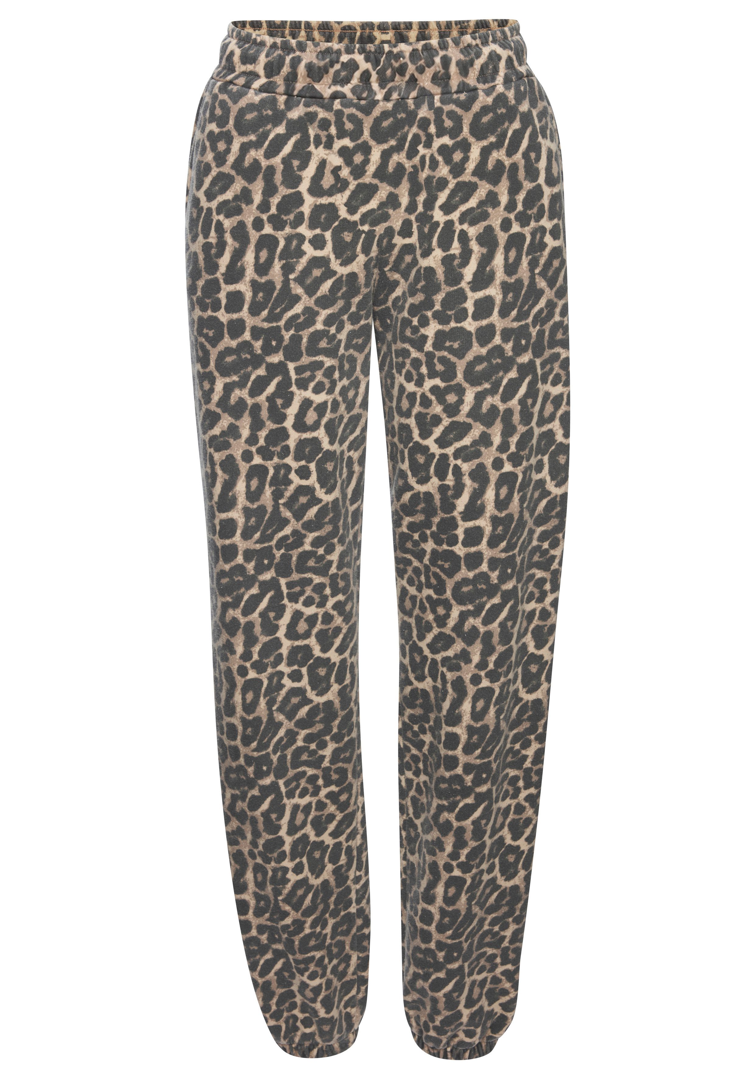 Buffalo Sweathose - Loungehose Allover Leo Print, Home- und Loungwear – Bild 2 von 5