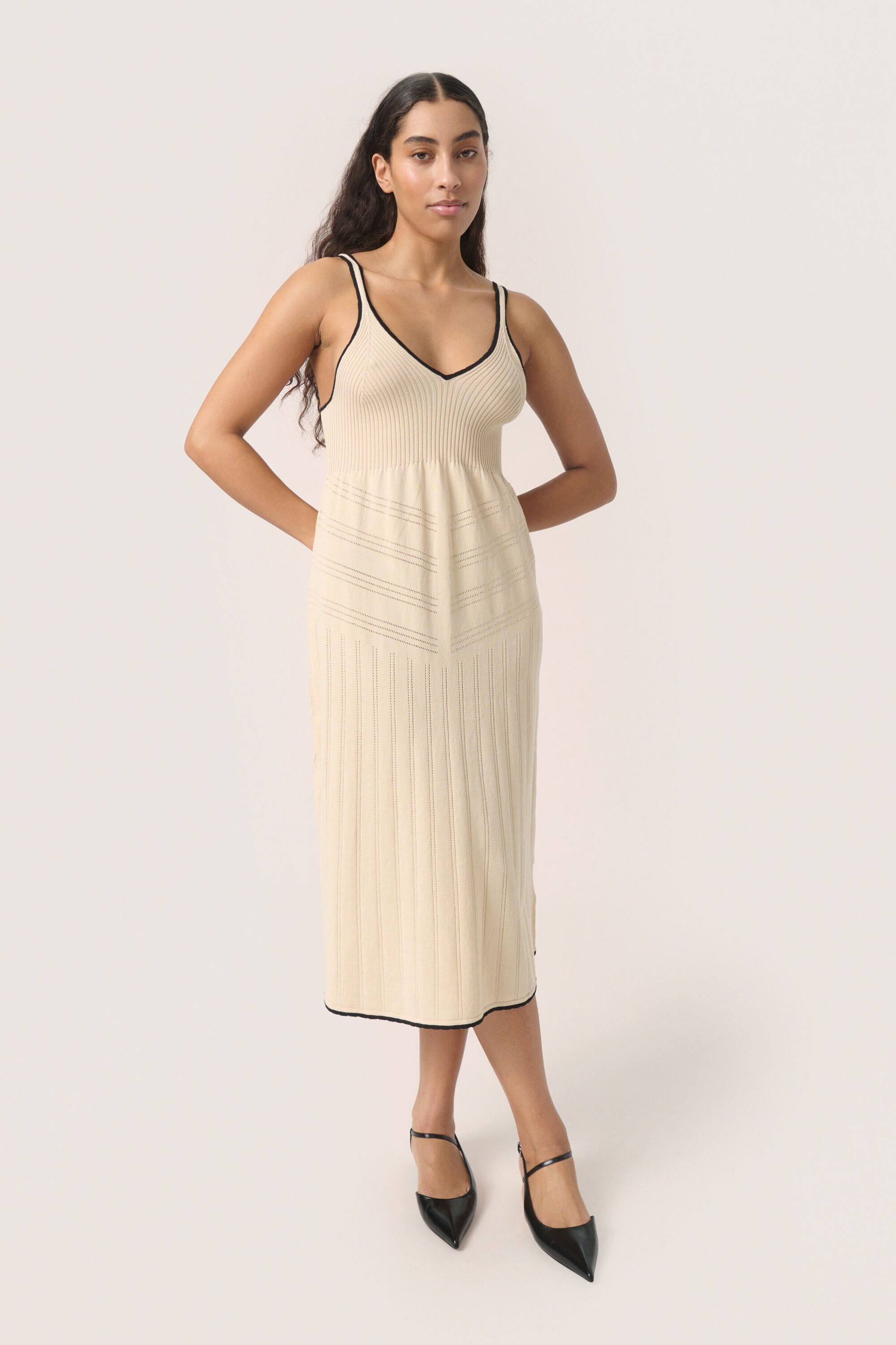SOAKED IN LUXURY Strickkleid Kleid SLJuliane