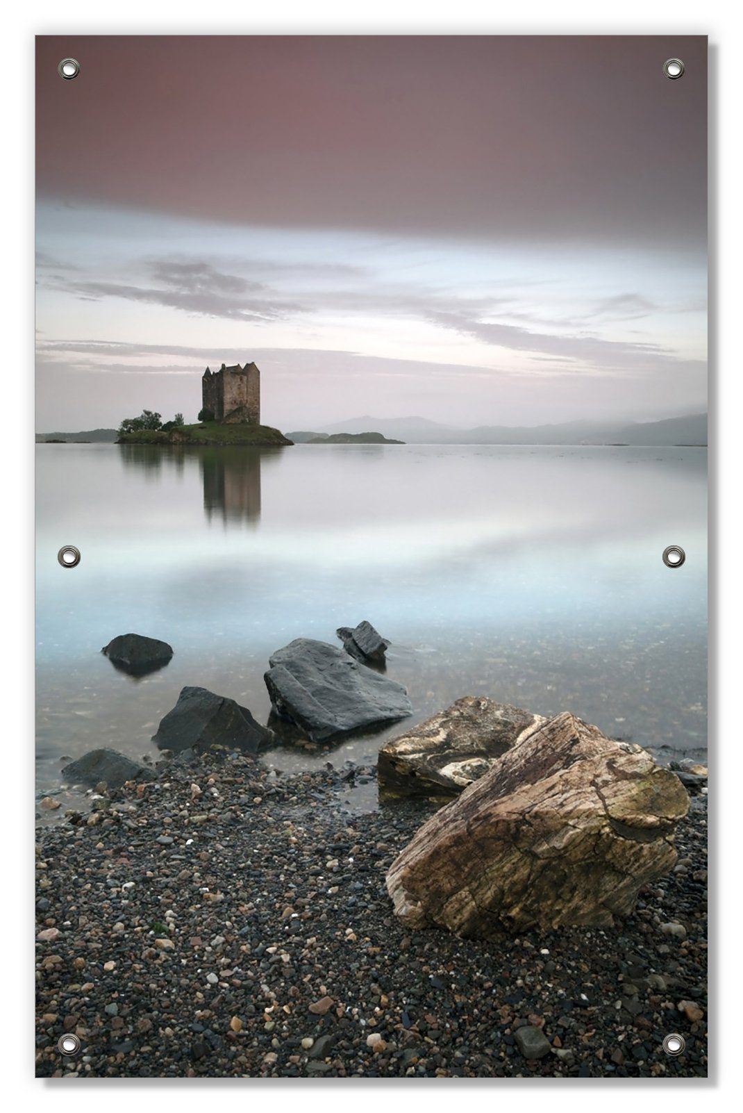 Sonnenschutz Schloss in Schottland, Wallario, blickdicht, mit Saugnäpfen, wiederablösbar und wiederverwendbar