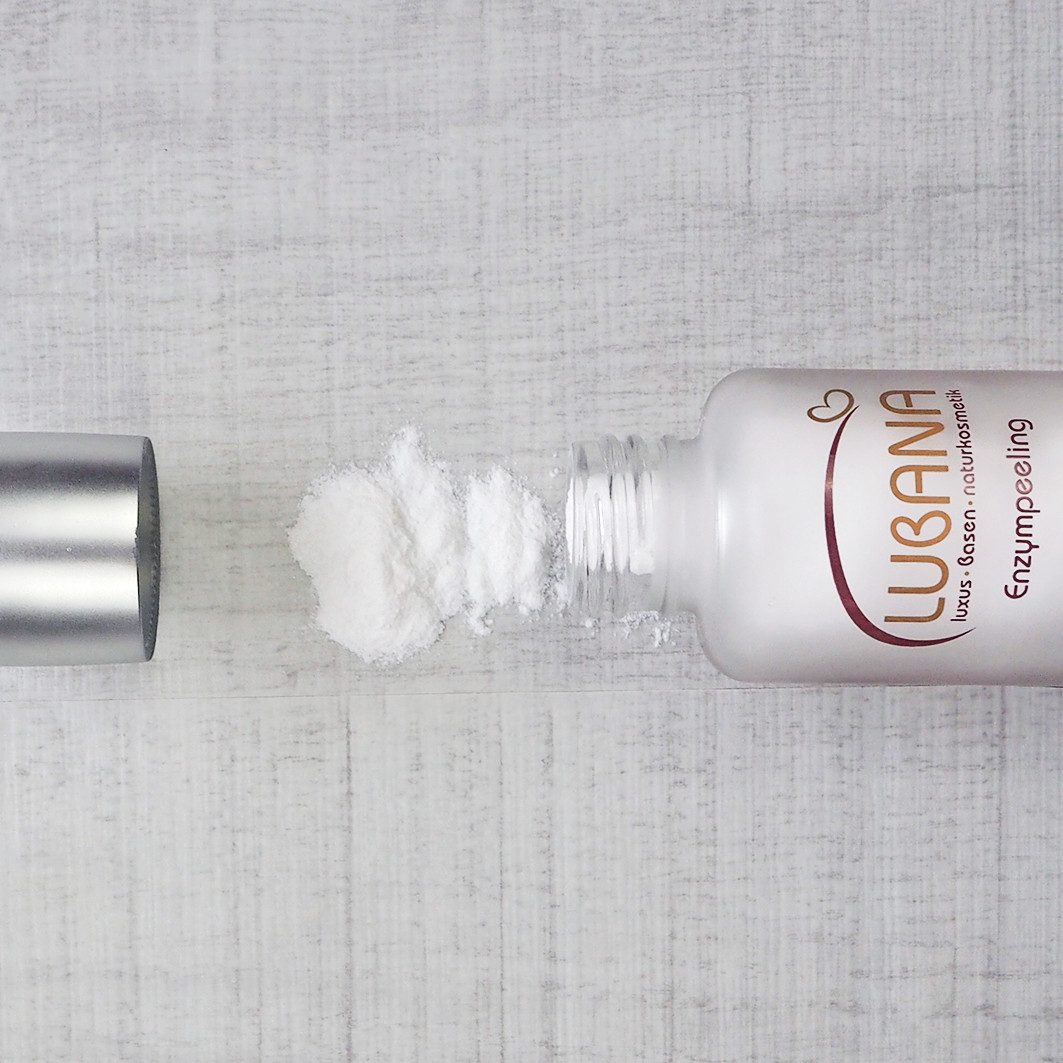 Lubana Körperpeeling Enzympeeling 40g – Basisches Peelingpulver mit Bambus & Colostrum, Naturkosmetik, sanft & effektiv, porenverfeinernd