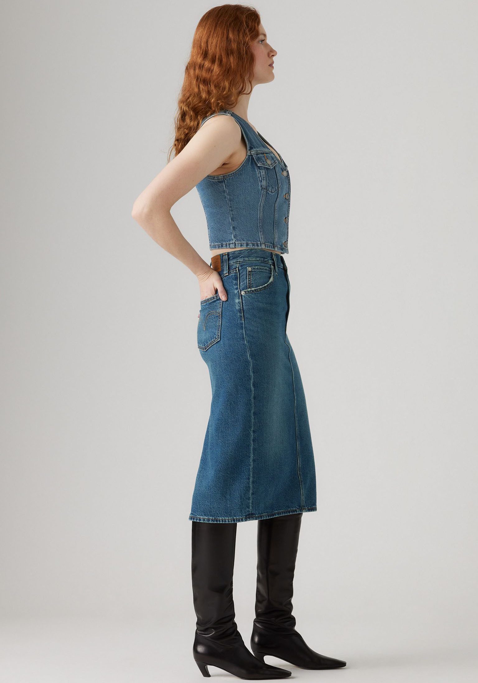 Levi's® Jeansrock HR BACK SLIT SKIR mit Schlitz hinten