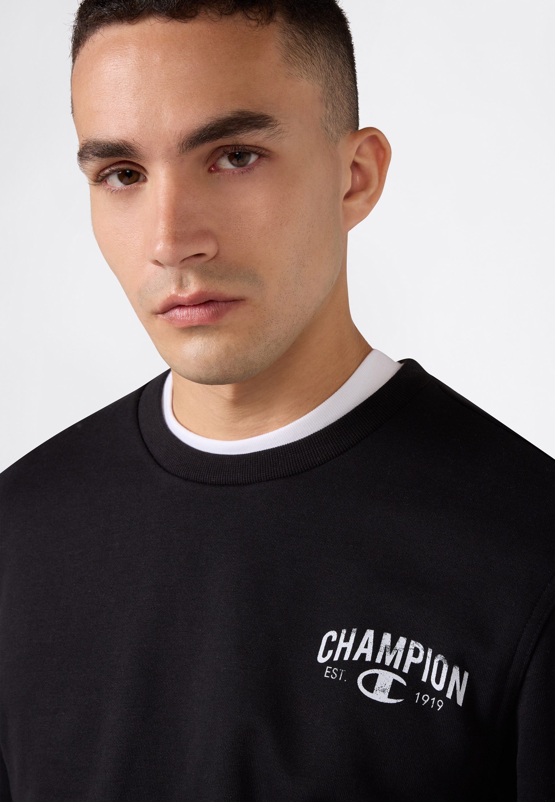 Champion Sweatshirt SPORTWEAR CREWNECK Standard Fit mit sportlicher Ausstrahlung, für Sportmode und Freizeit, Standard Fit