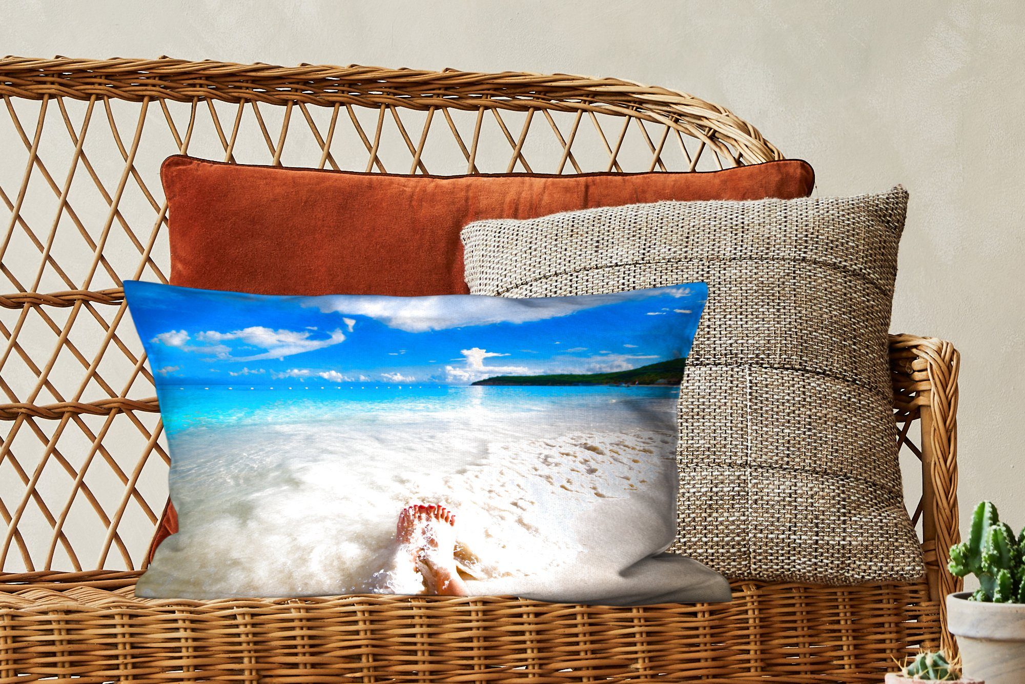 Strand Dekoration, - mit Dekokissen Sand Füße, - Schlafzimmer Wohzimmer Zierkissen, Dekokissen MuchoWow Füllung,