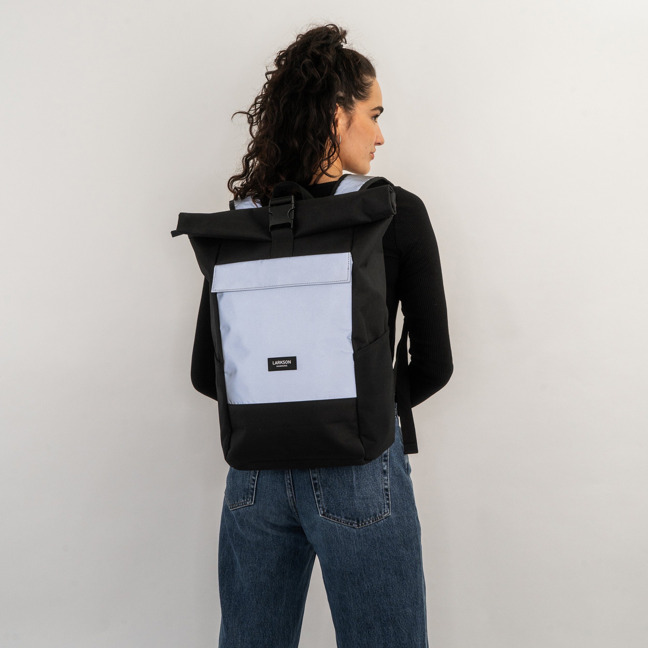 LARKSON Cityrucksack No 4 Reflective Laptop Rolltop Damen Herren Groß, Wasserabweisend