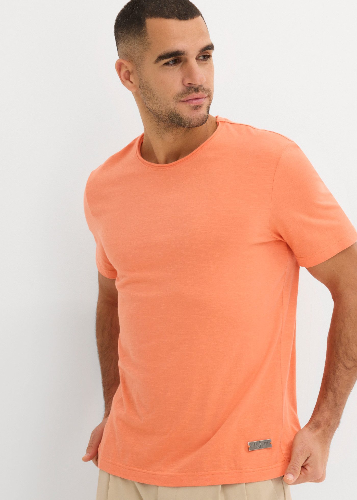 bonprix T-Shirt Regular Fit, offene Kanten am Ausschnitt, aus reiner Baumwolle