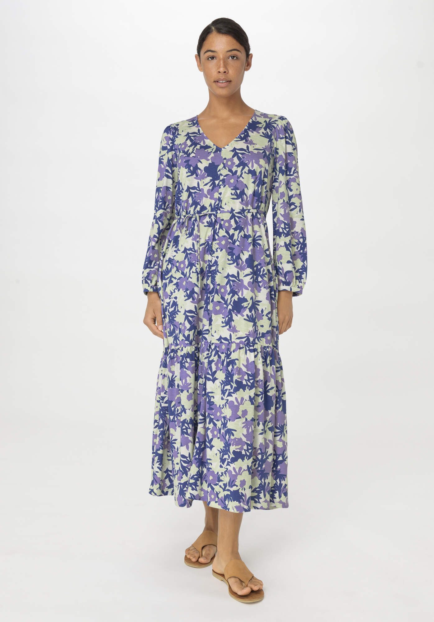 Hessnatur Jerseykleid aus reiner Bio-Baumwolle (1-tlg) günstig online kaufen