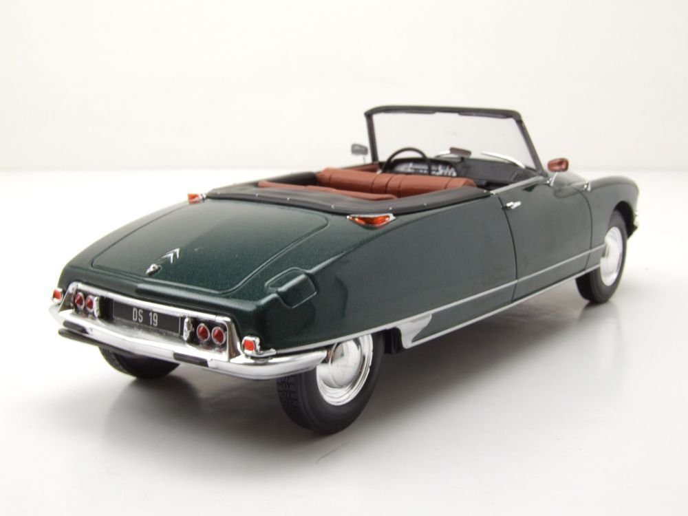 Whitebox Modellauto Citroen DS 19 Cabrio 1963 dunkelgrün metallic, Maßstab 1:24