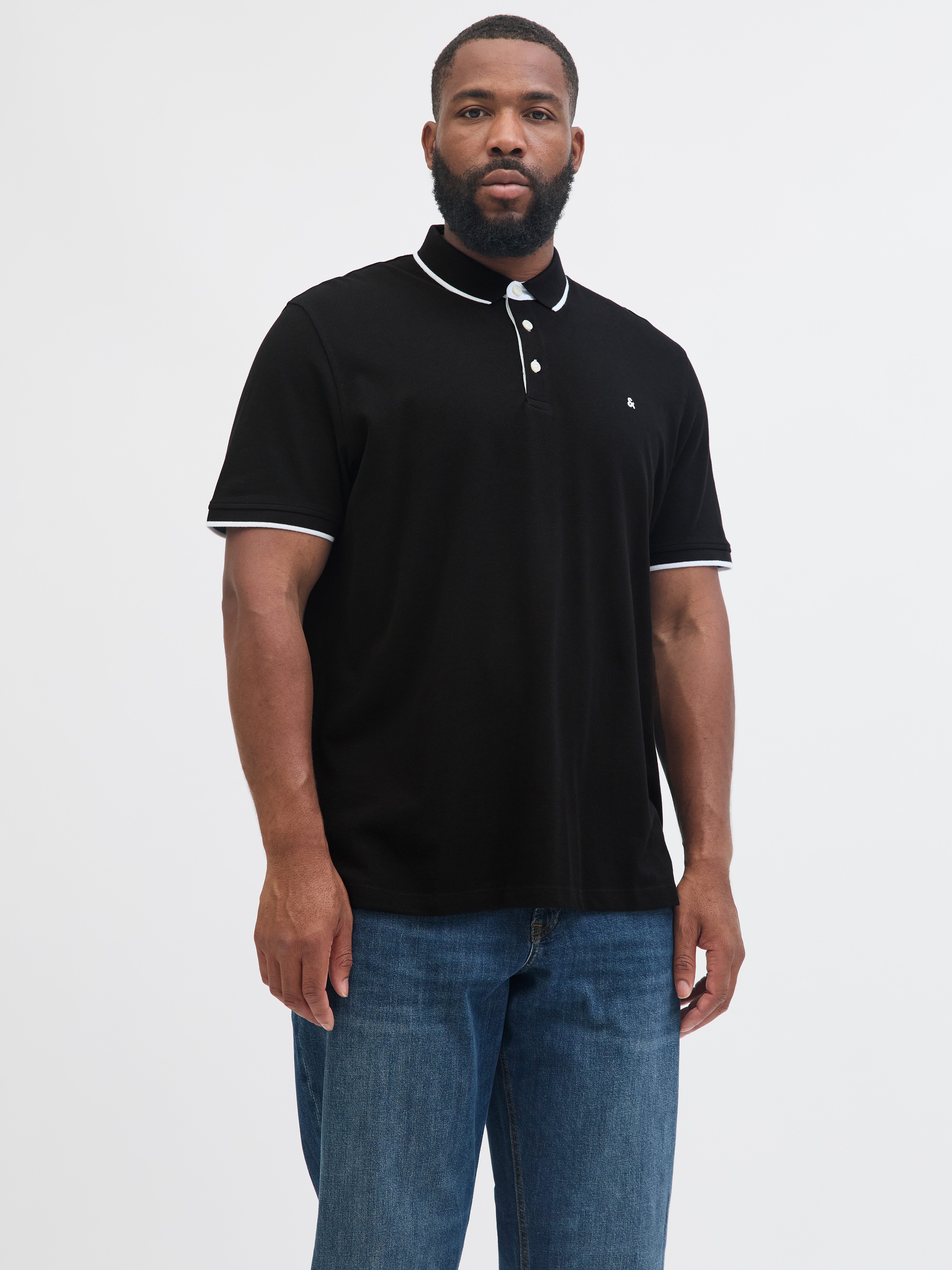 Jack & Jones PlusSize Poloshirt JJEPAULOS POLO SS NOOS PLS mit Logo Sticker günstig online kaufen