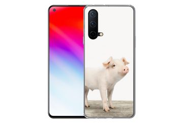 MuchoWow Handyhülle Ferkel - Groß - Tiere - Rosa - Jungen - Mädchen - Kinder, Phone Case, Handyhülle OnePlus Nord CE 5G, Silikon, Schutzhülle