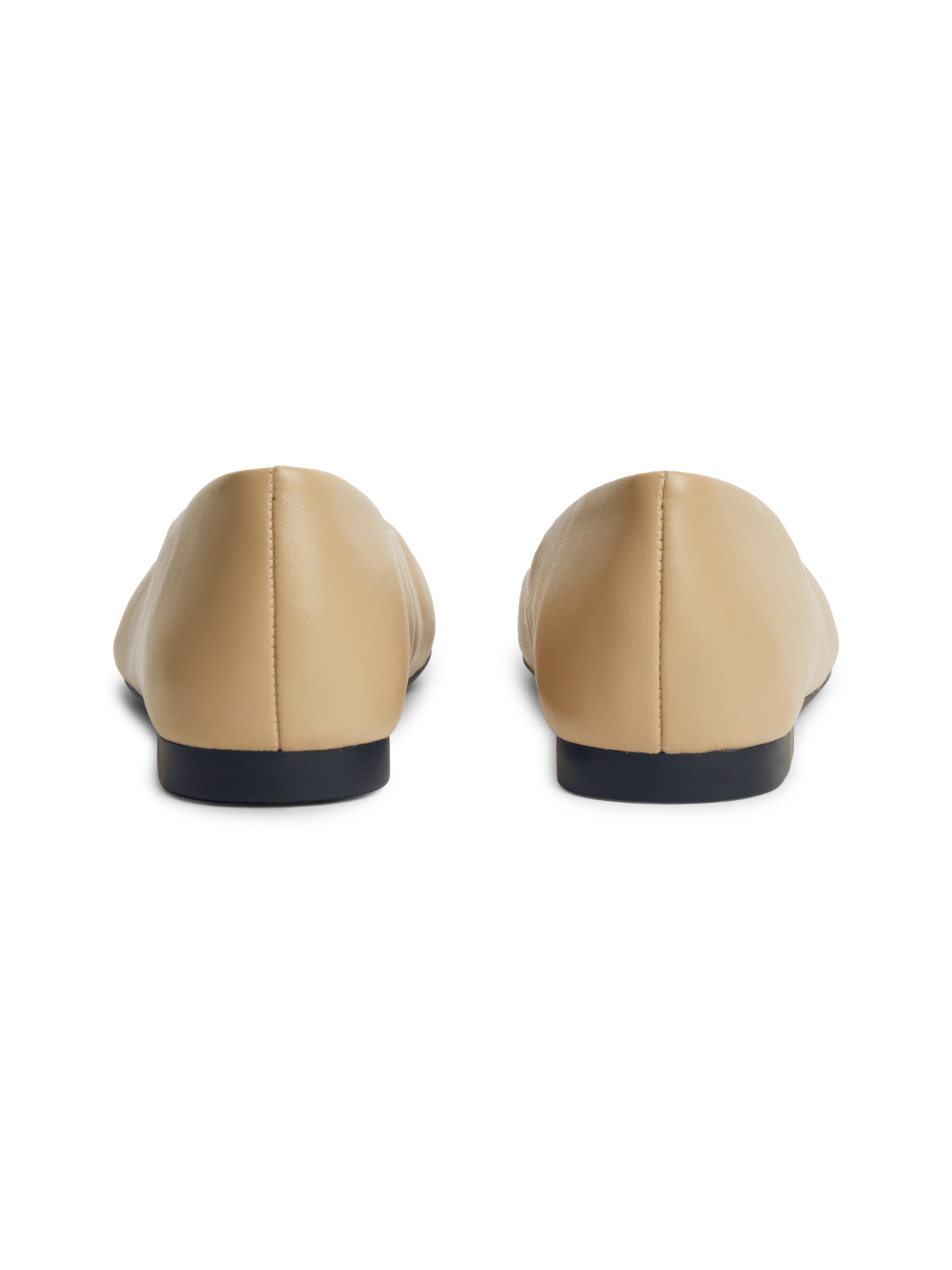 Tommy Hilfiger TH PLATE LEATHER BALLERINA Ballerina Schlupfschuh, Businessschuh mit edlem Schmuckelement - schmale Form