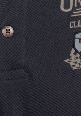 Arizona Poloshirt in Piqué-Qualität und Bruststickerei