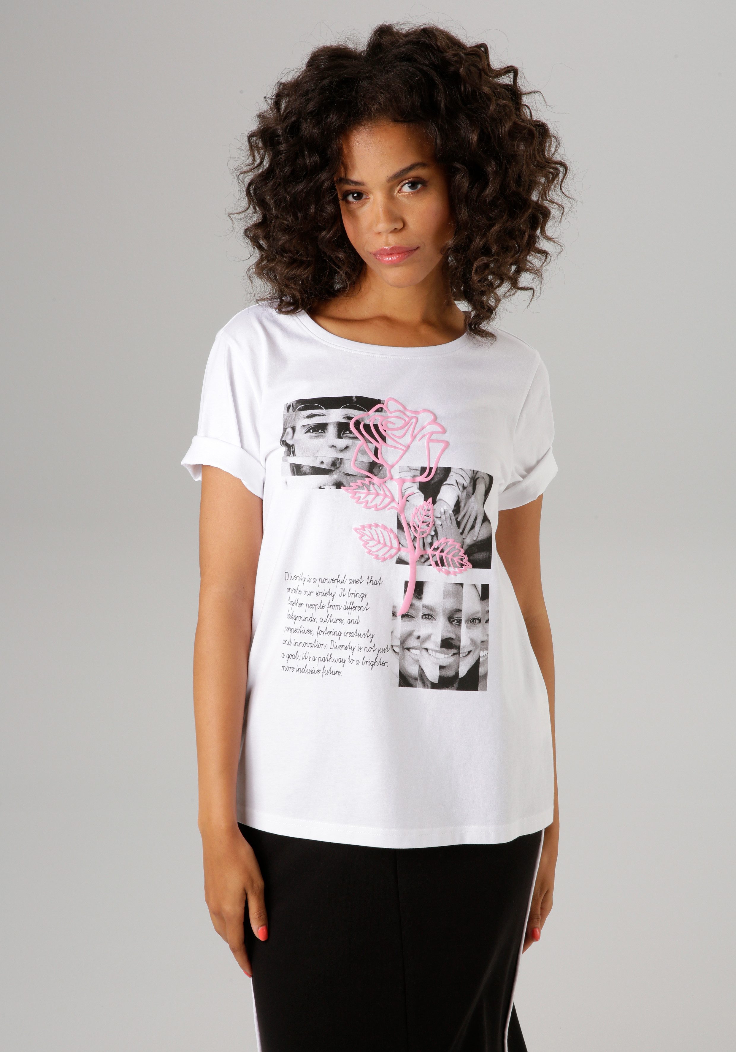 Aniston CASUAL T-Shirt mit Rose verzierter günstig online kaufen