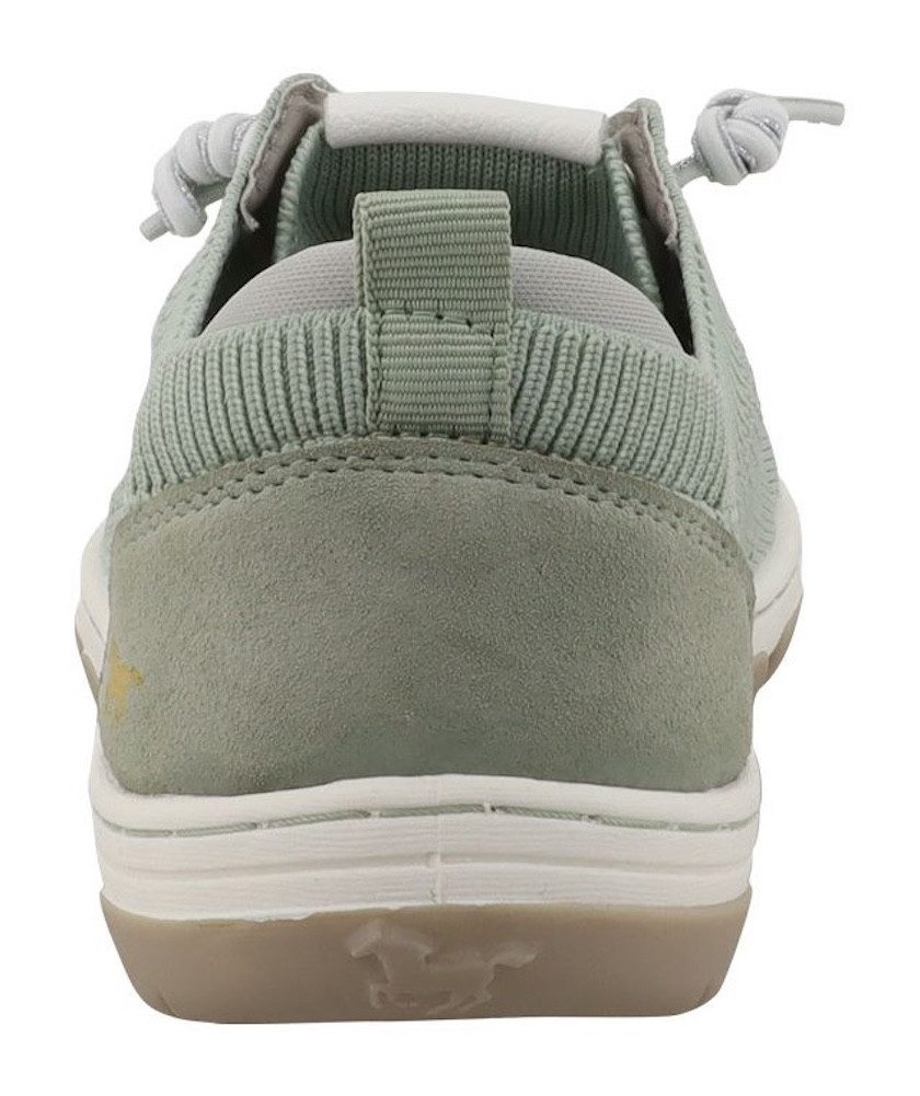 Mustang Shoes Sue Slip-On Sneaker Freizeitschuh, Halbschuh, Slipper mit Logoschriftzügen