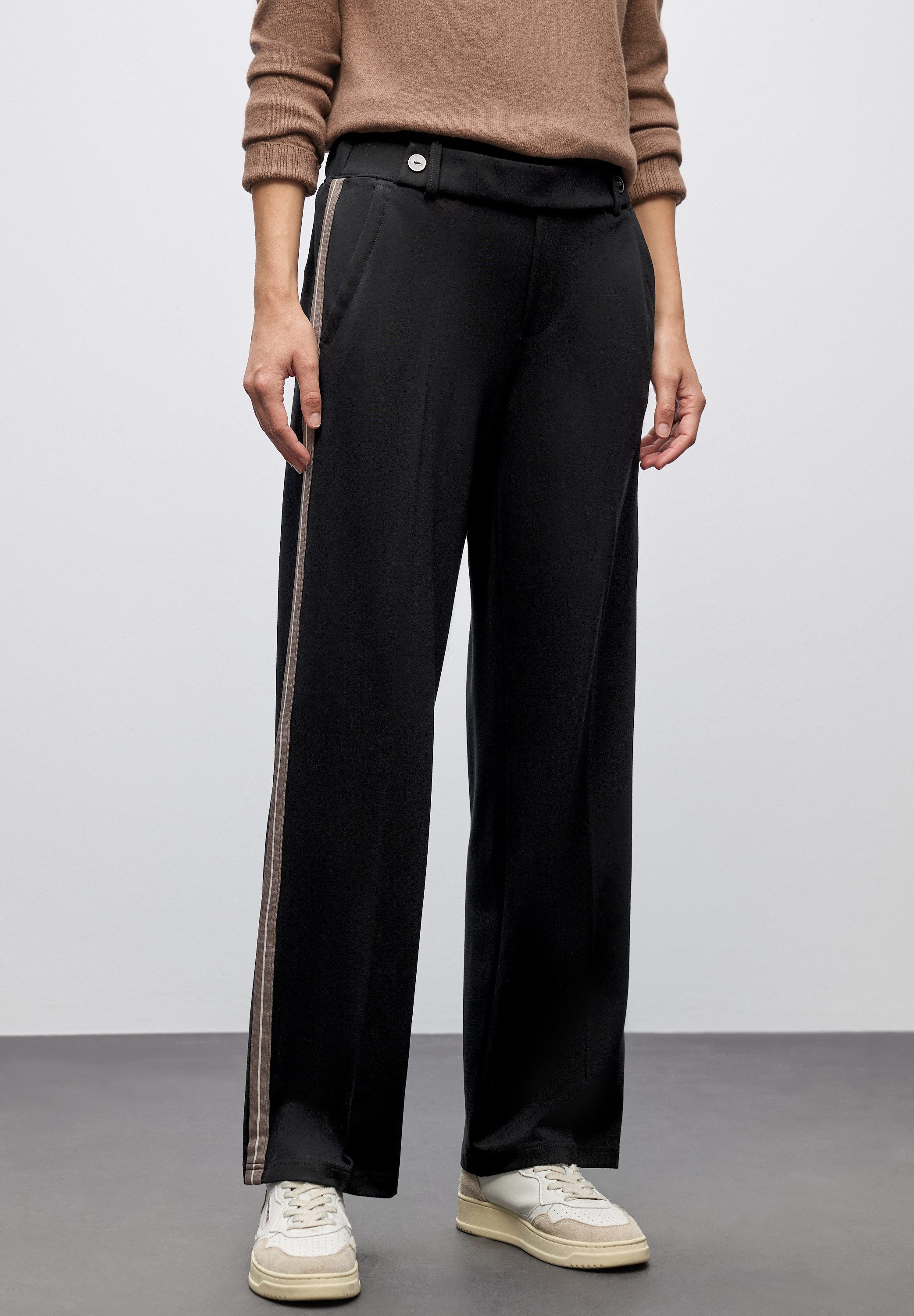 STREET ONE Stoffhose mit Galonstreifen und aus Viskose mit Elasthan günstig online kaufen