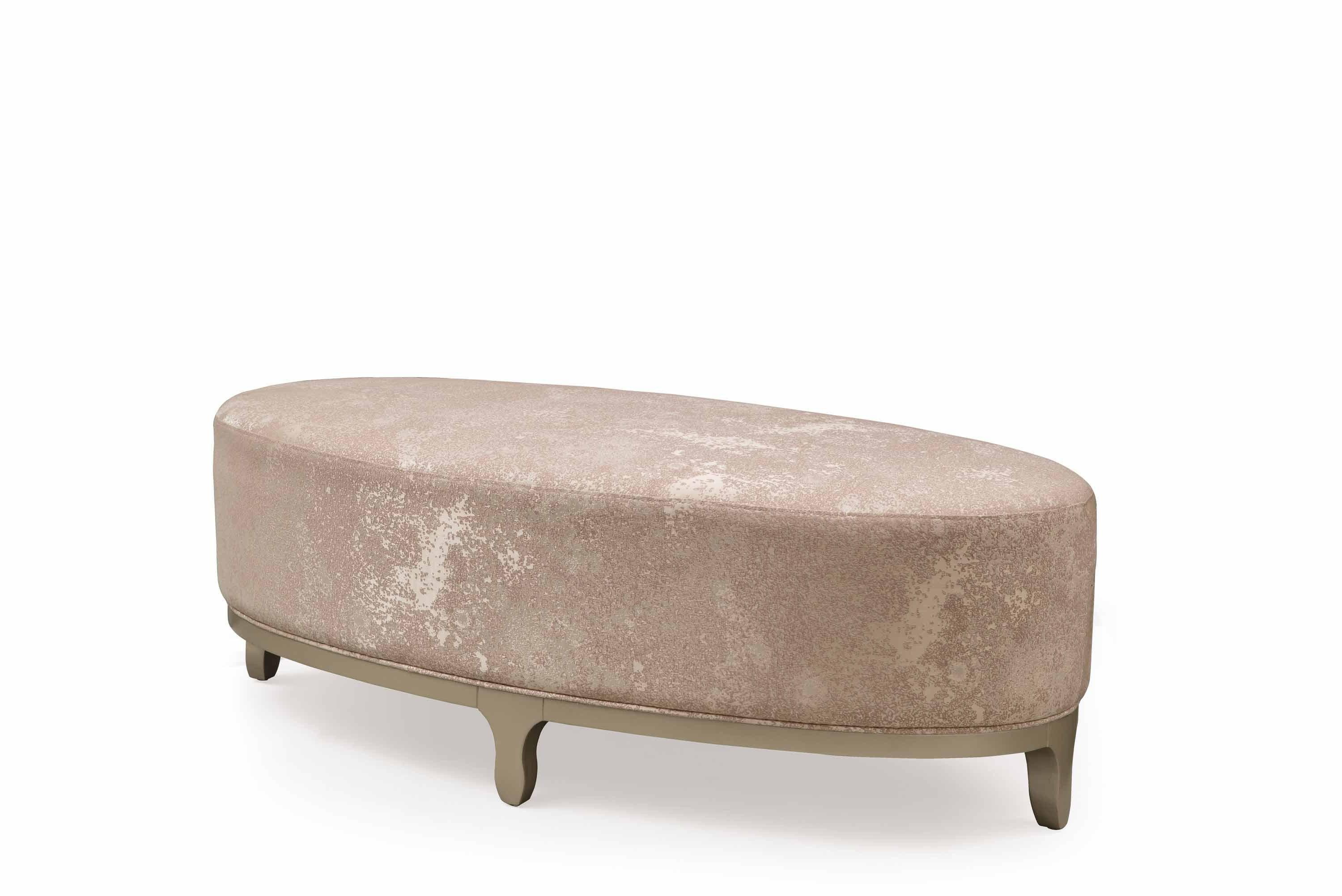 Xlmoebel Hocker Polsterbank aus Textilgewebe im Holzdesign (Polsterbank, 1 St., Oval Hocker), Hergestellt in Europa