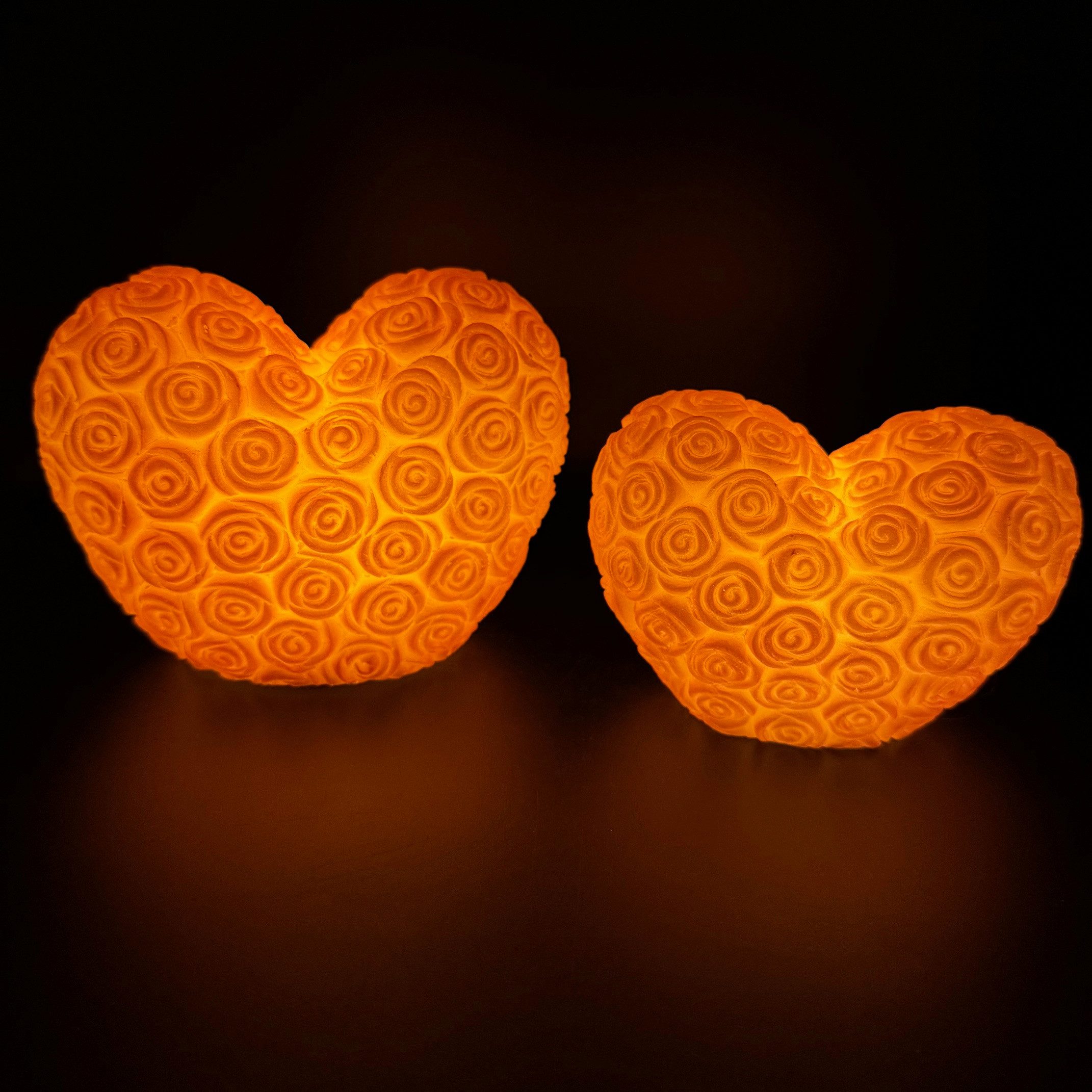 Online-Fuchs LED-Kerze - 2 Deko Herzen günstig online kaufen