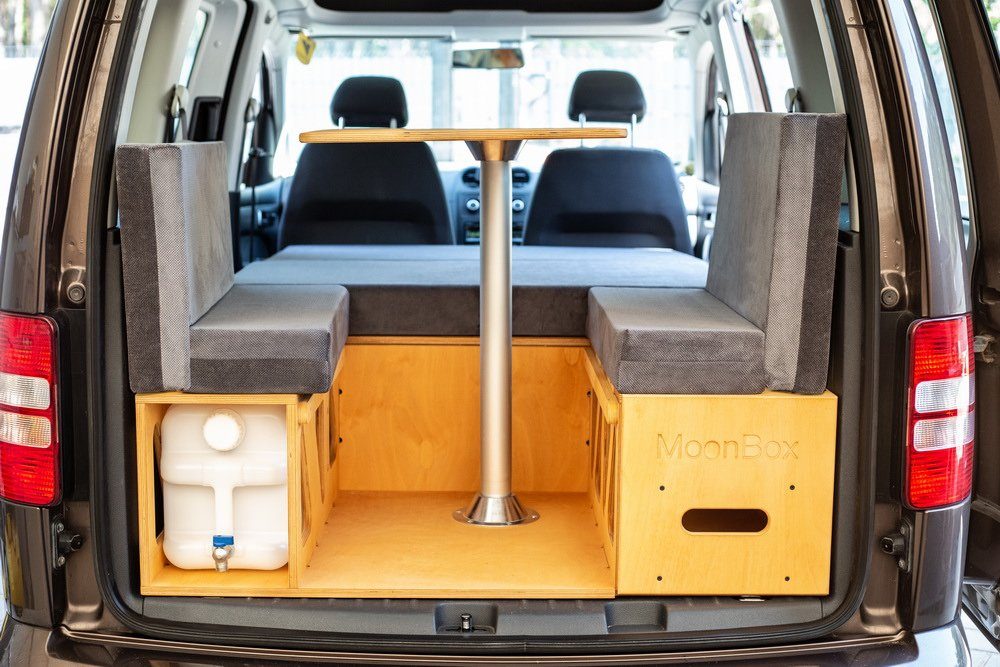 Campingliege MoonBox Campingbox Campingküche Tisch Bettfunktion Heckküche Schlafsys Tisch