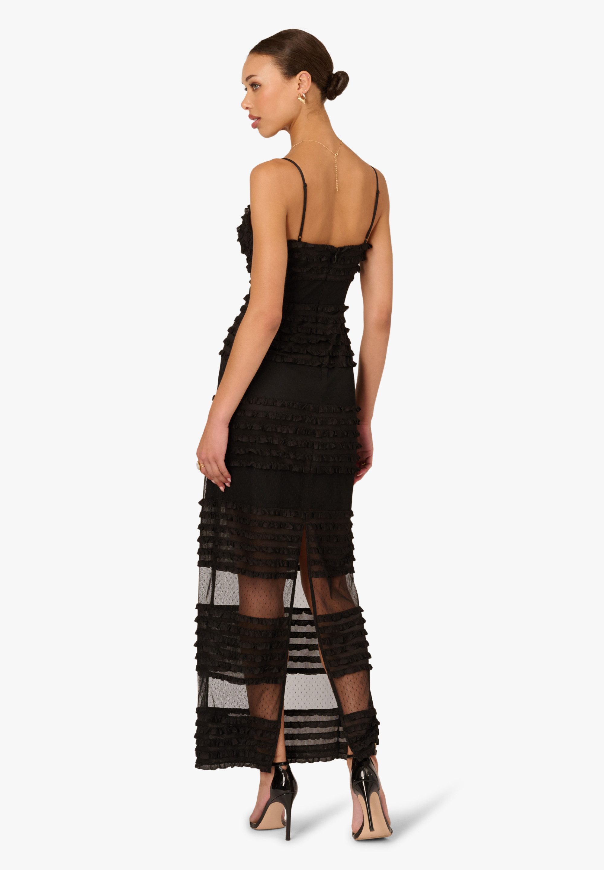 Adrianna Papell Abendkleid Ruffle Knit Long Dress A chic ruffle evening gown