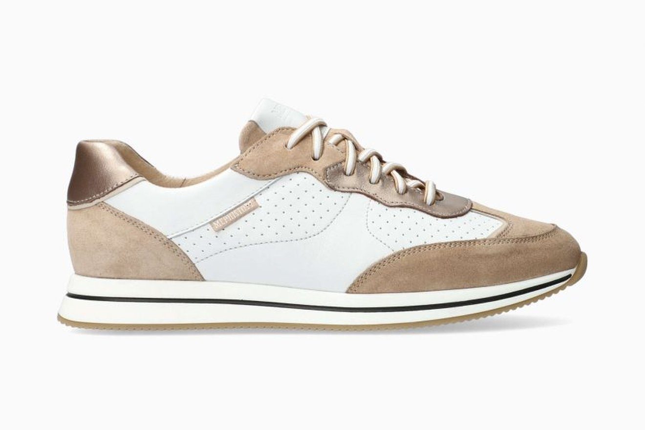 Laurena Sneaker
