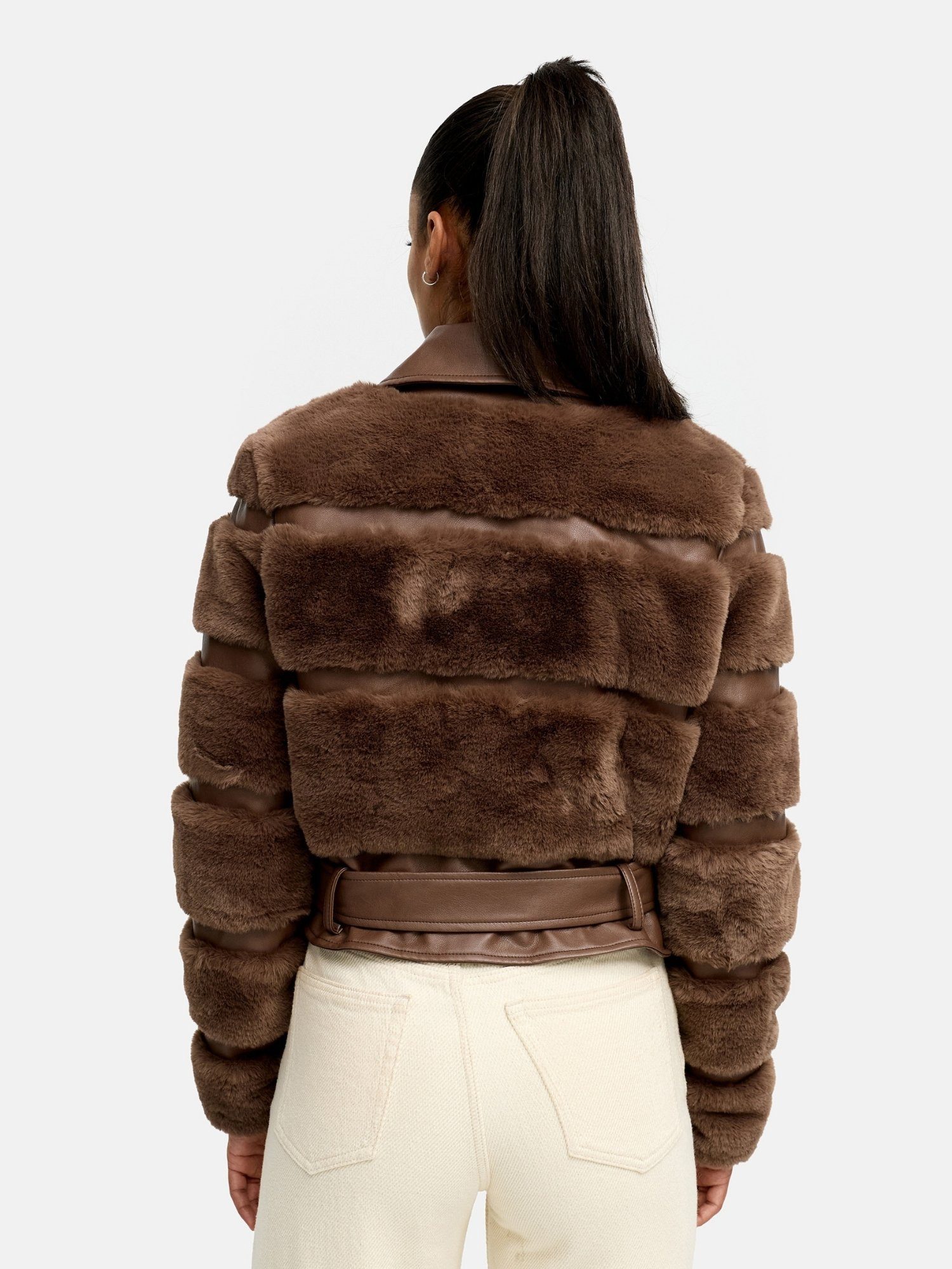 Tazzio Winterjacke F800 mit Gürtel & coolen Reverskragen