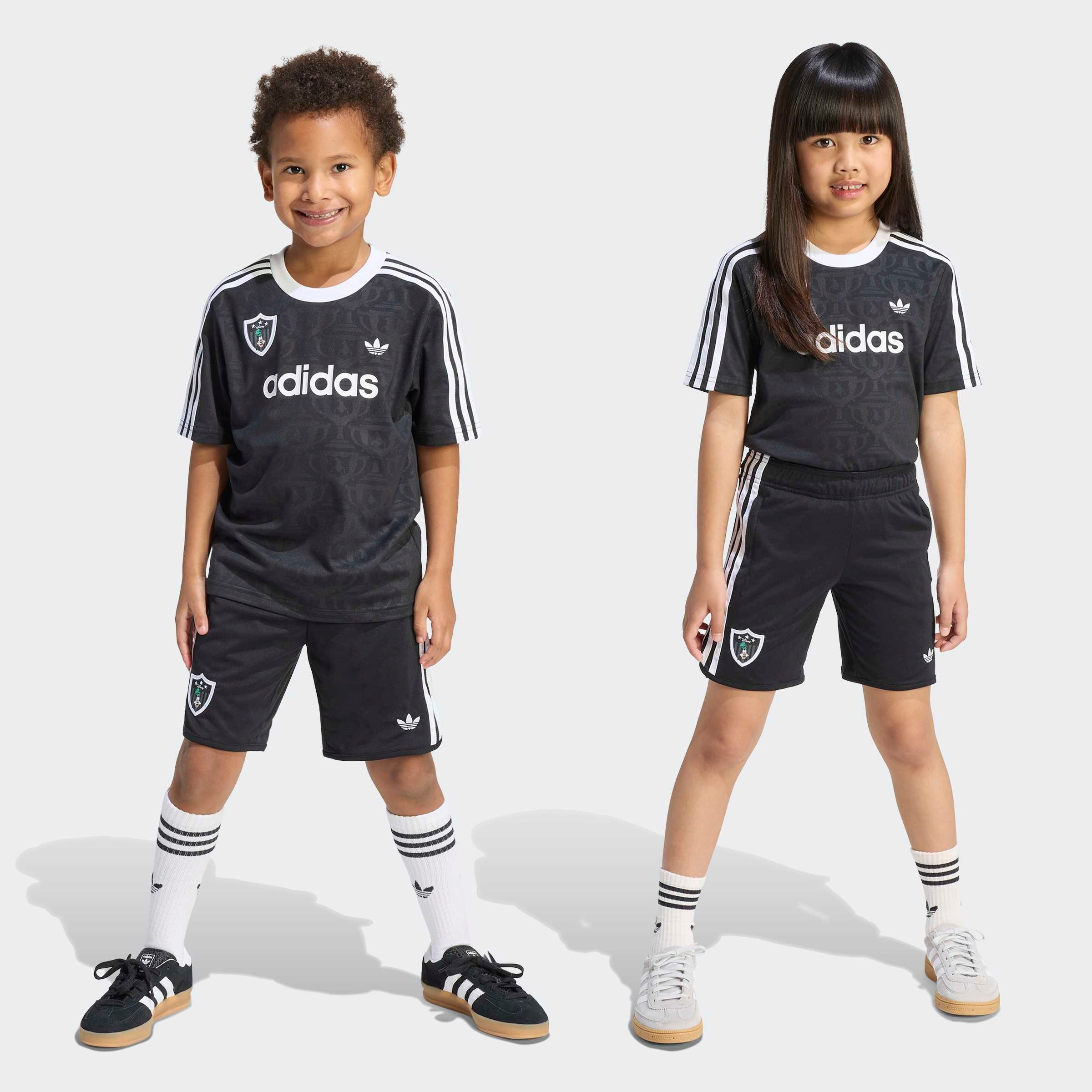 adidas Originals T-Shirt & Shorts JERSEY SET