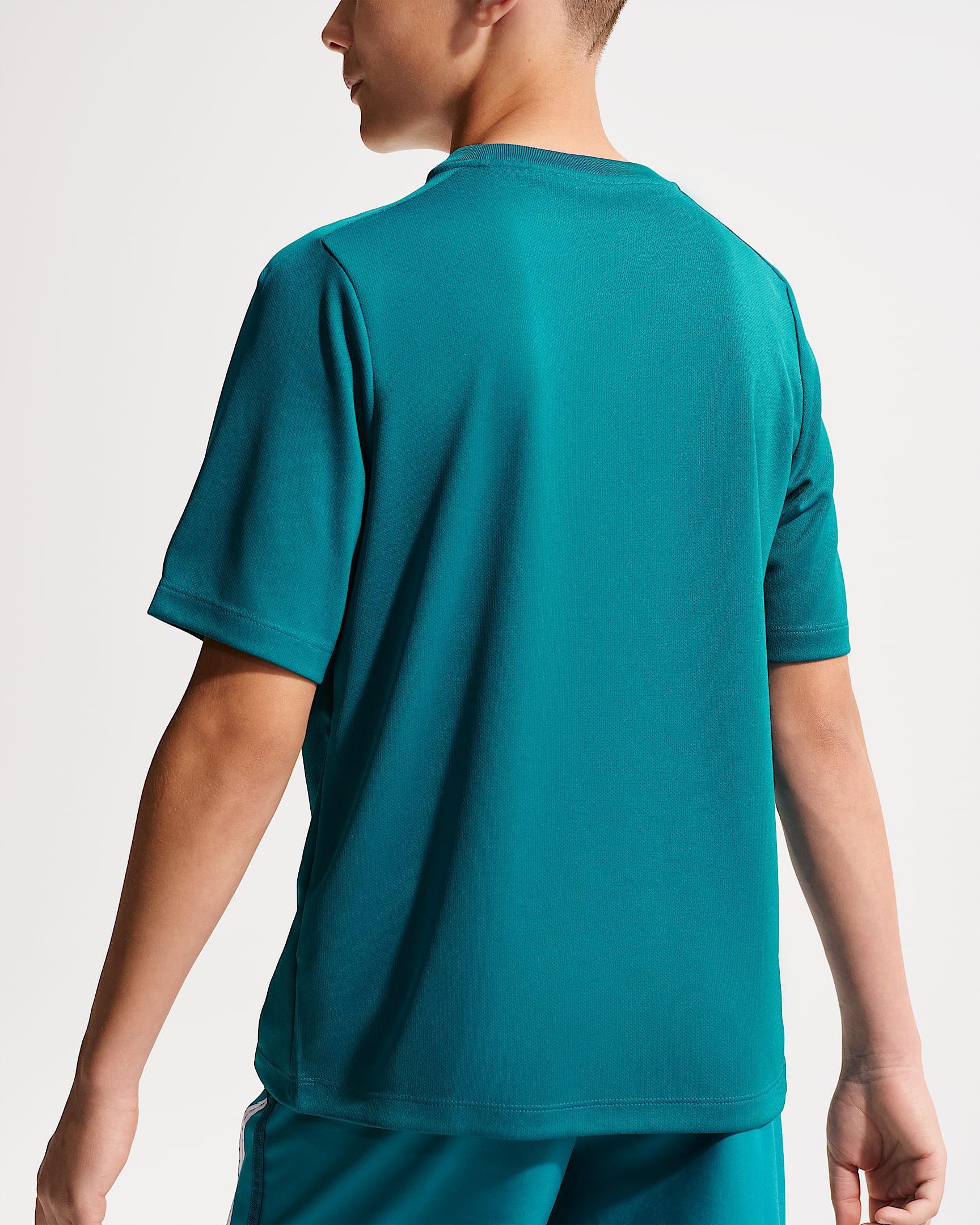Nike Trainingsshirt Nike Multi Refresh Big Kids' (Boys) Top Für Kinder und Jugendliche – Bild 3 von 5