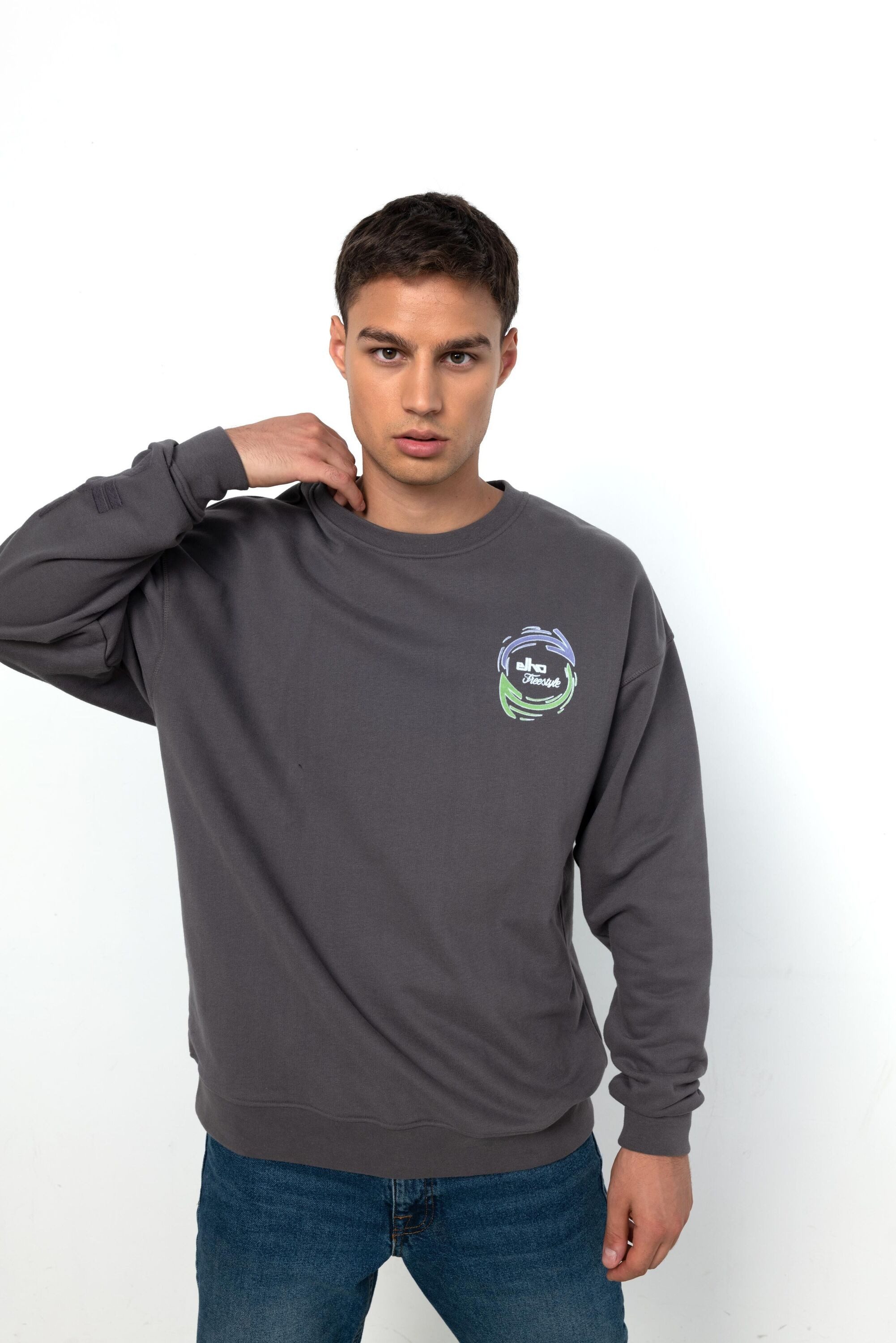 Elho Sweatshirt MAYRHOFEN (1-tlg) mit Logo-Stick am Ärmel günstig online kaufen