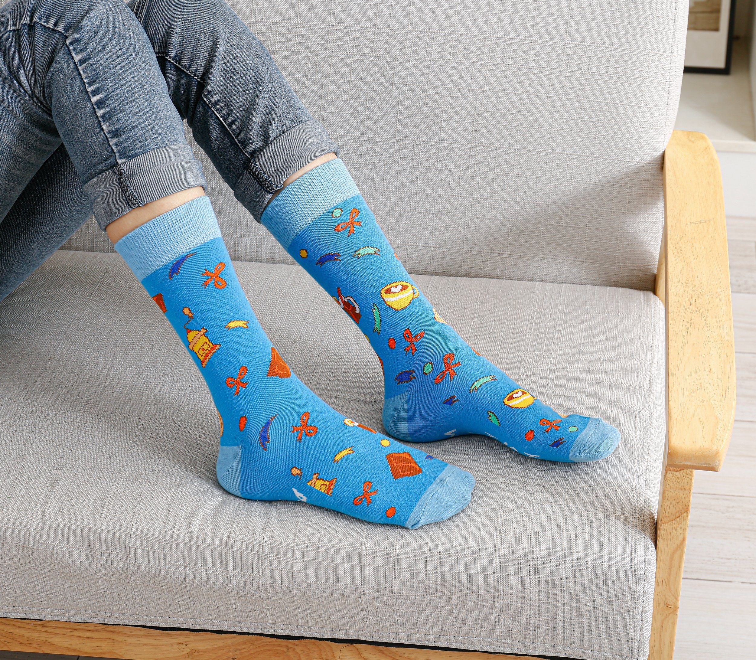 Lucadeau Freizeitsocken Vatertagsgeschenkset für Frauen und Männer, Socken mit Spruch (1 Paar) rutschfest, Gr. 39-45, Geburtstagsgeschenk