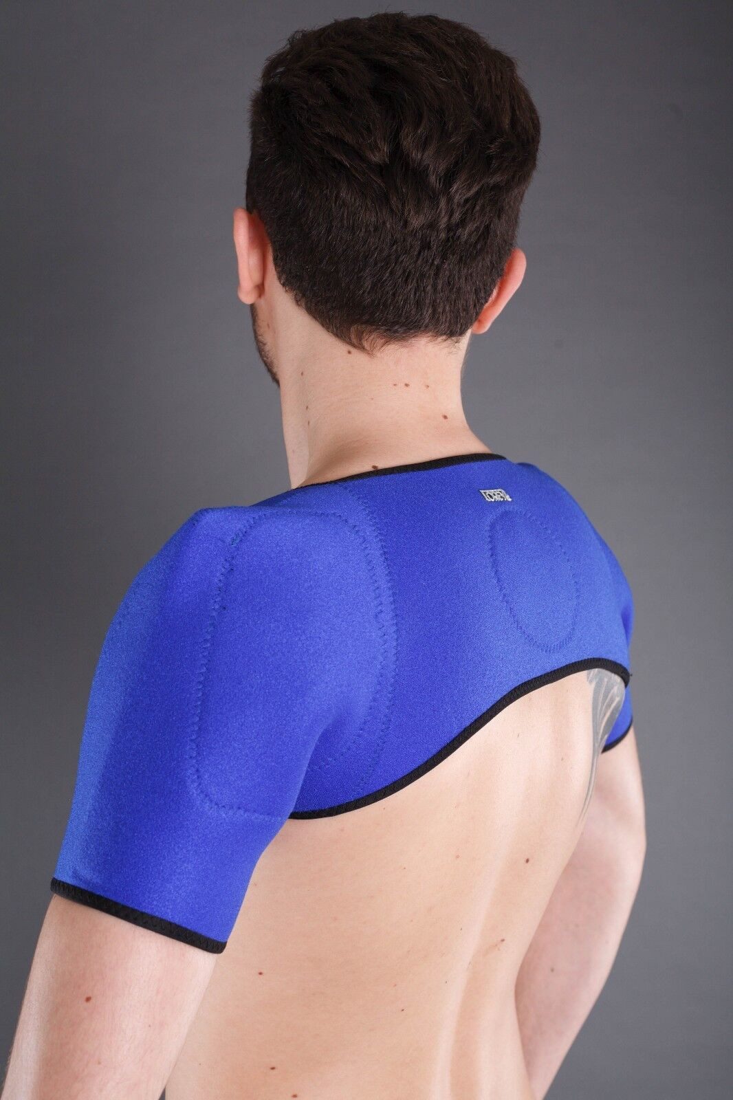 Lorey Medtec Schulterbandage Schulterwärmer mit Turmalin, Wärmende Bandage für Männer und Frauen