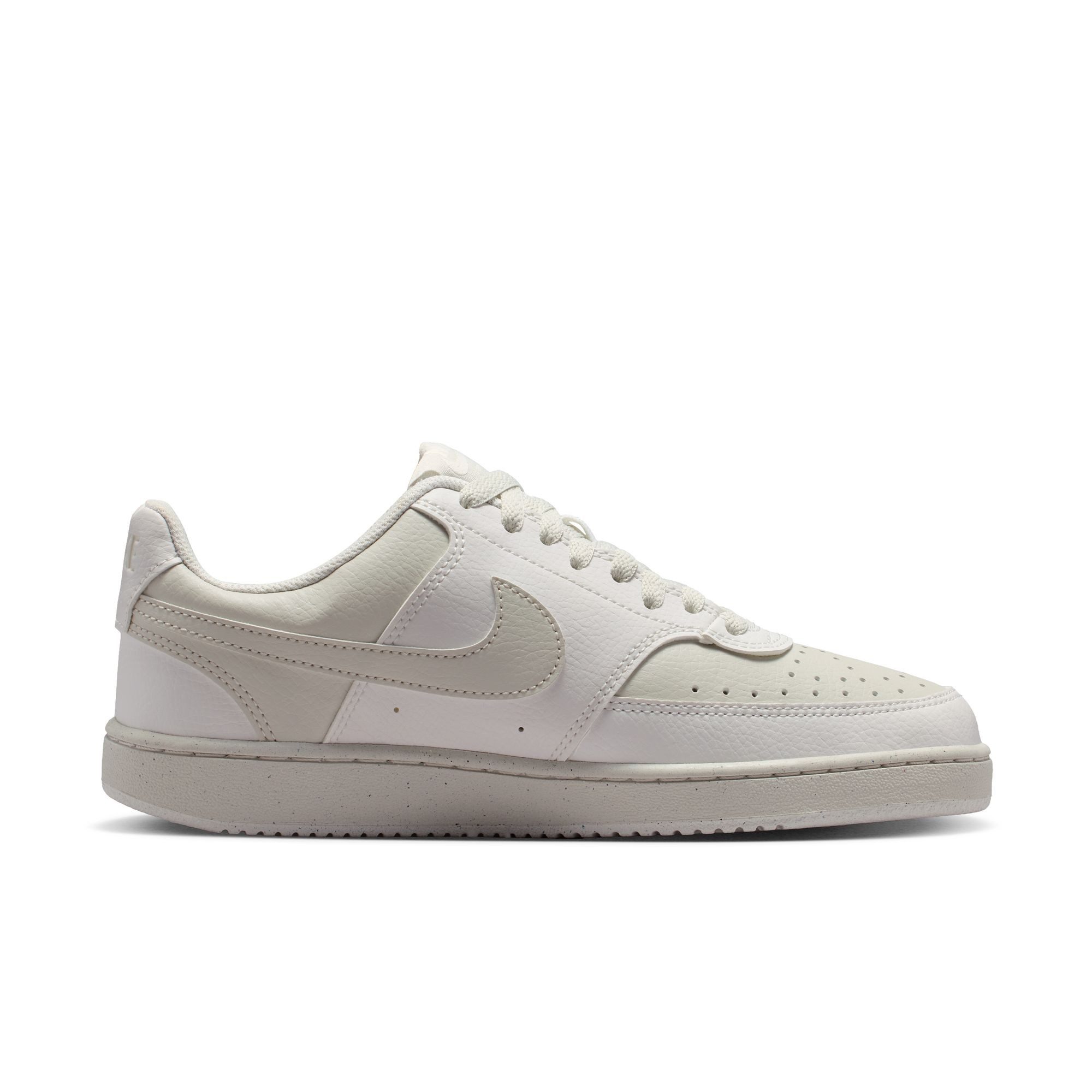 Nike Sportswear Court Vision Low Next Nature Sneaker inspiriert vom Design des Nike Air Force – Bild 3 von 5