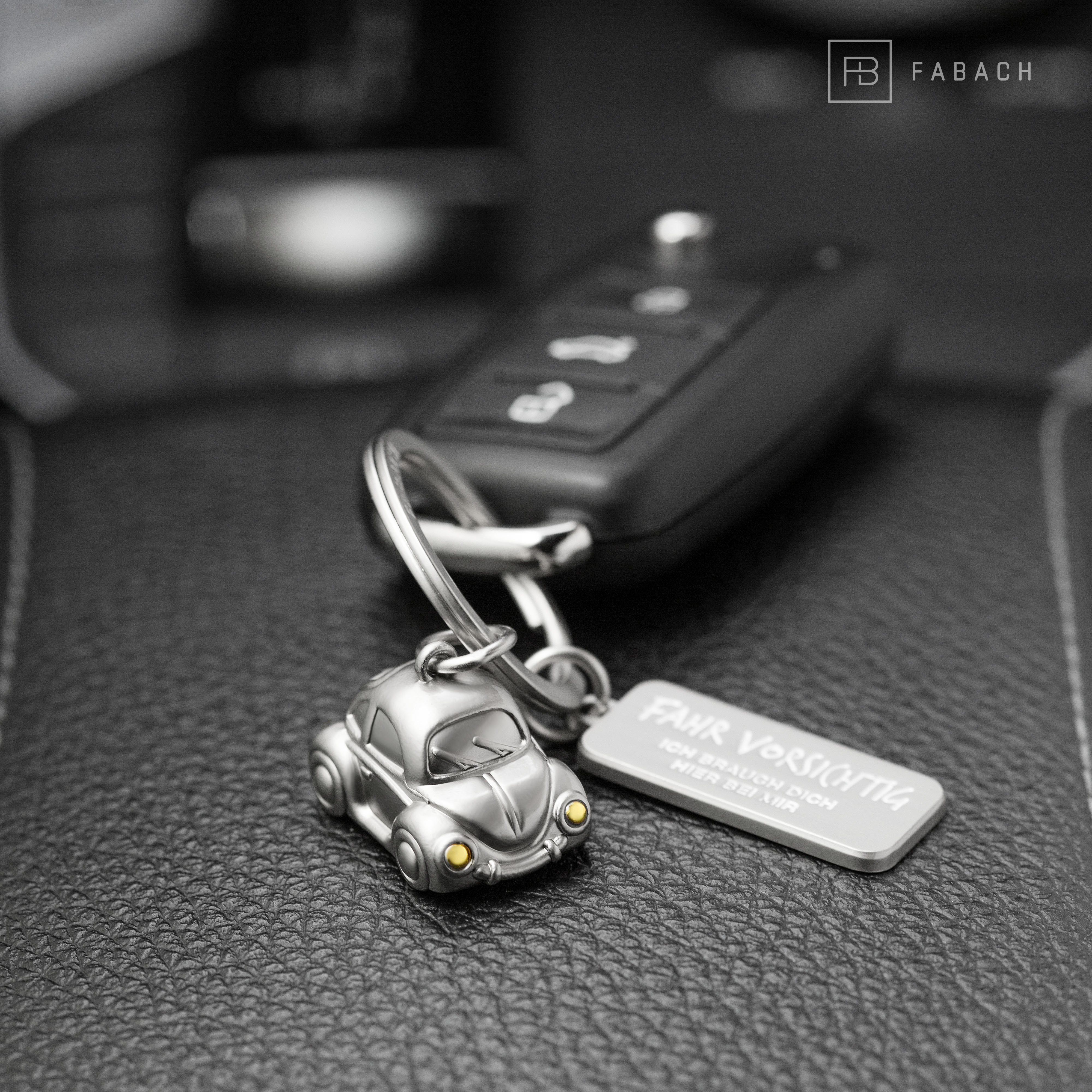 FABACH Schlüsselanhänger Miniatur Auto "Car" Gravur Glücksbringer - Roségold "Fahr vorsichtig" mit