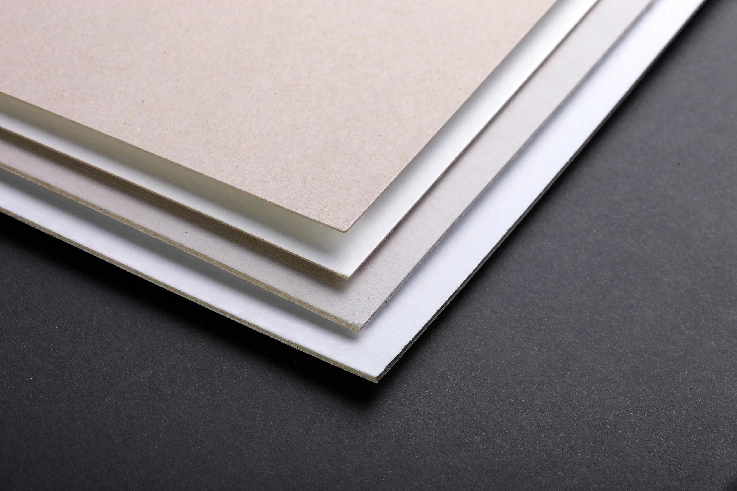 CLAIREFONTAINE Geschenkpapier Mittelfeiner Karton 1mm 50x65cm, 600g 10 Bogen Weiß & Grau 93990C, Karton