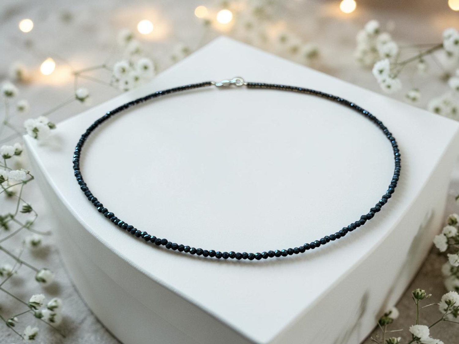 Steinfixx® Perlenkette Turmalin (Schörl) Durchmesser 2mm facettiert in Geschenkbox (Länge 45cm, 1-tlg., starker Schutzstein), AAA-Qualität aus Brasilien