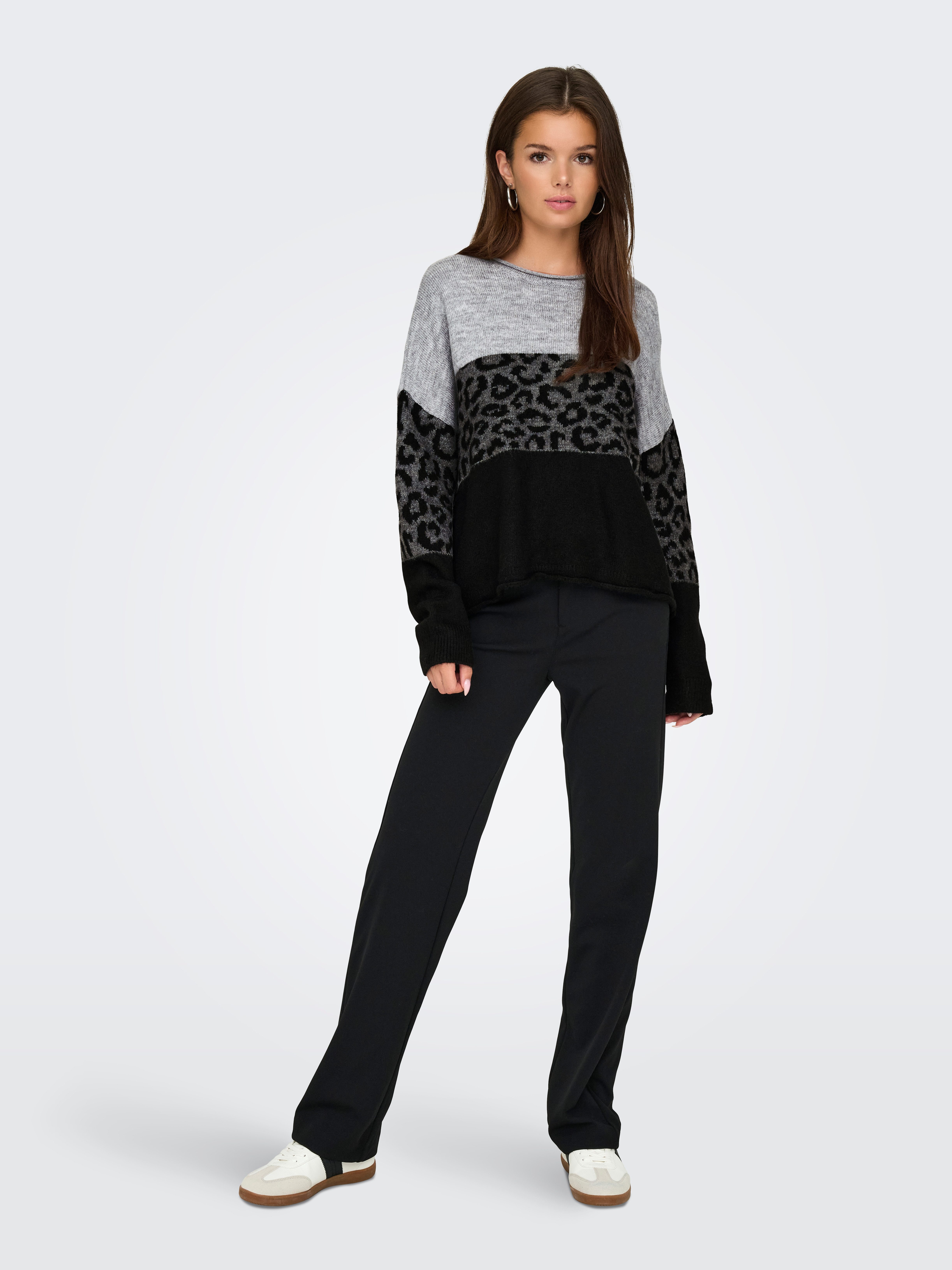 ONLY Rundhalspullover ONLJADE ANIMAL LS O-NECK NOOS KNT Kunstfaser, regular fit