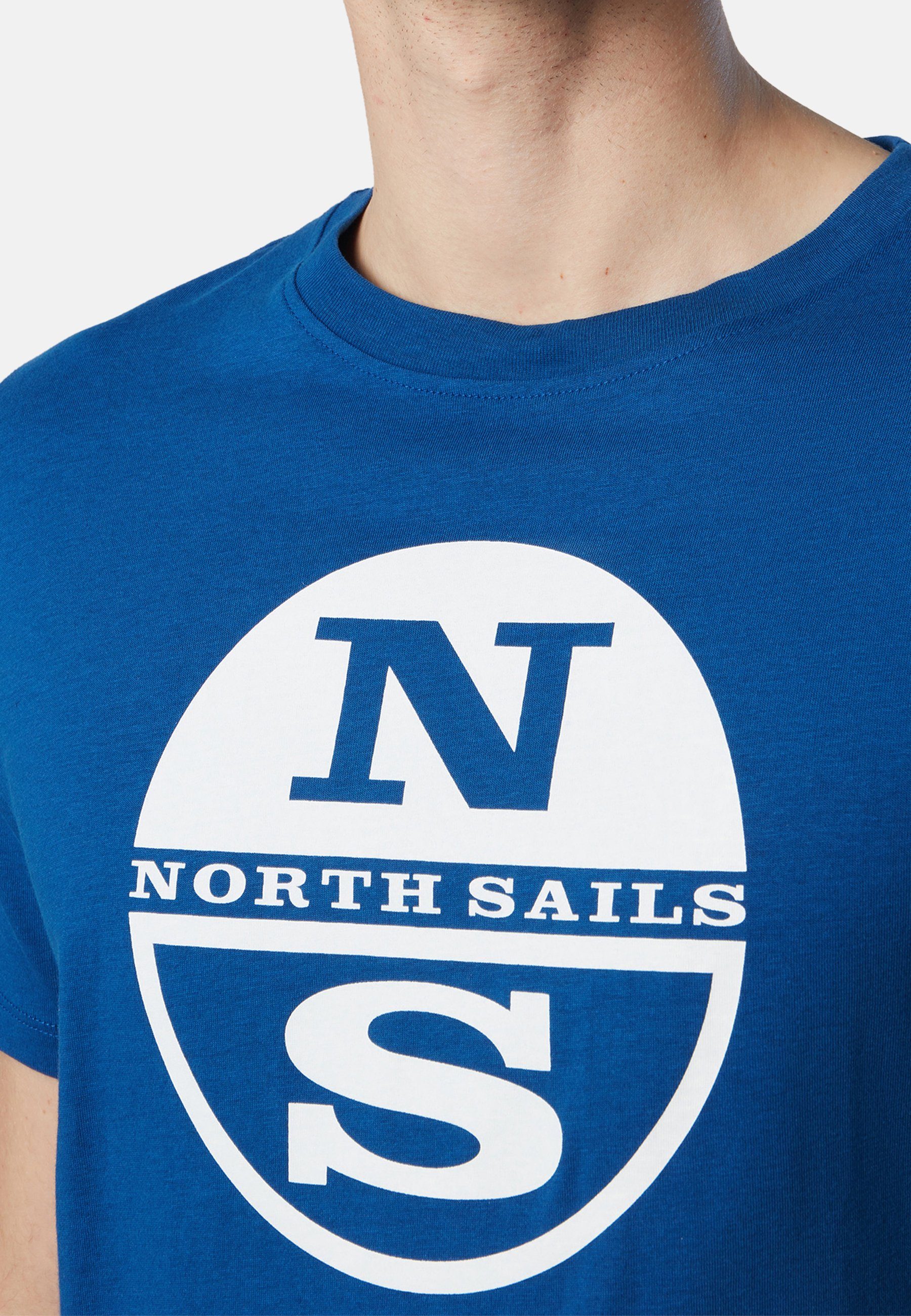 Maxi-Logo-Aufdruck mit T-Shirt klassischem Sails BLUE mit Design T-Shirt North BRIGHT