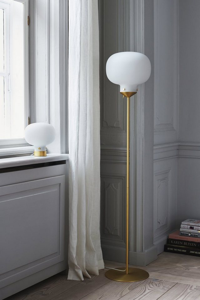 design for the people Stehlampe »RAITO«, Opal Glas, Messing Applikationen-kaufen