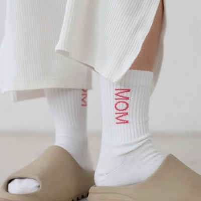 FAMVIBES Tennissocken Socken MOM - weiß, pink (Größe 35-38)