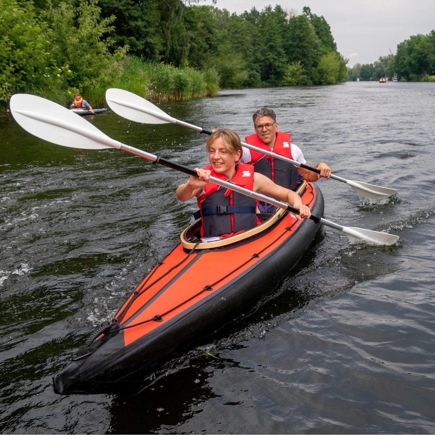SECUMAR Schwimmweste Echo, Ergonomisches Design, hohe Bewegungsfreiheit, strapazierfähig
