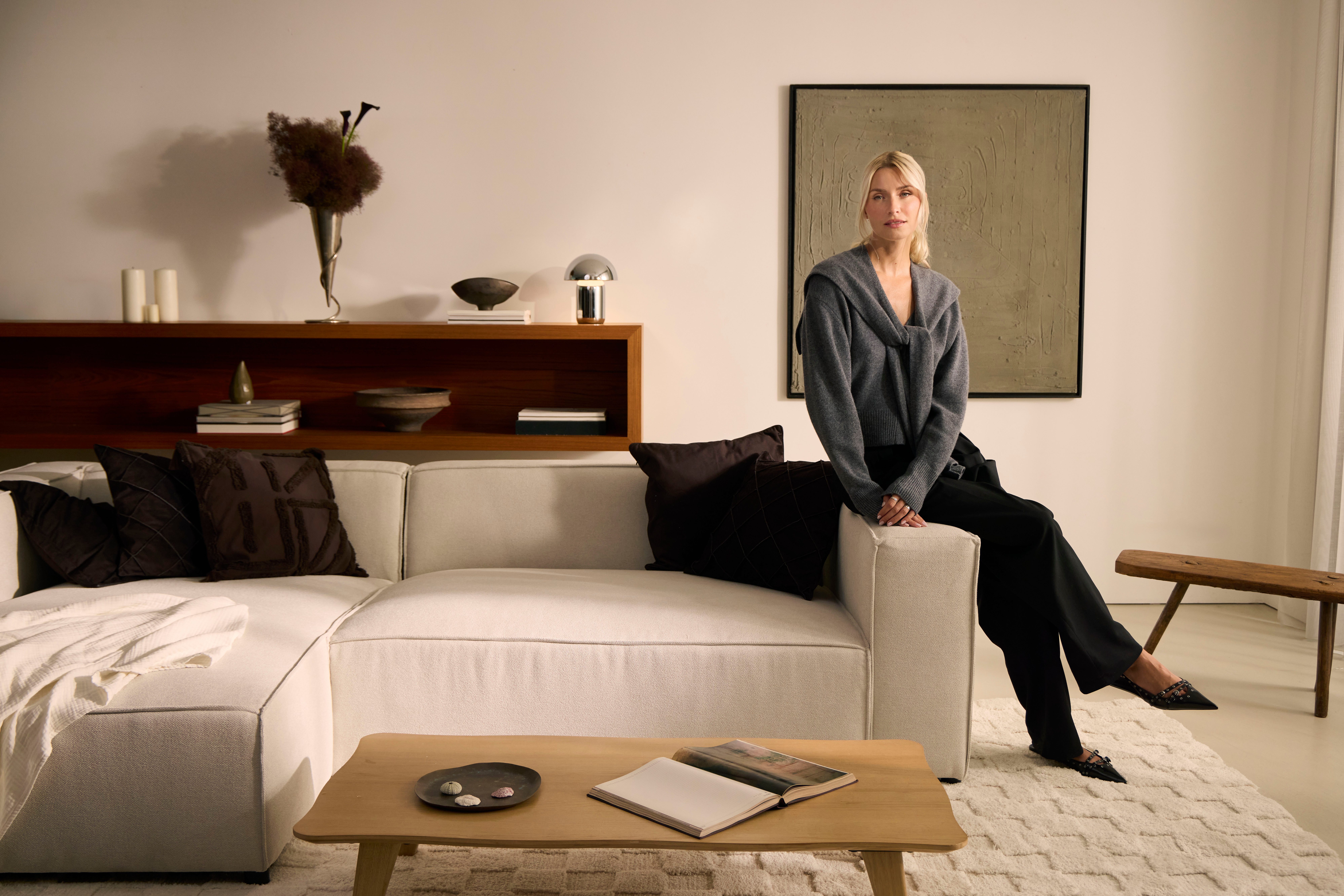 LeGer Home by Lena Gercke Ecksofa PIARA XXL Struktur u. Leinenoptik, L-Form, Schlaffunktion, Hocker stellbar zum Schlafsofa (Krokodilverbinder), tiefe Sitzfläche