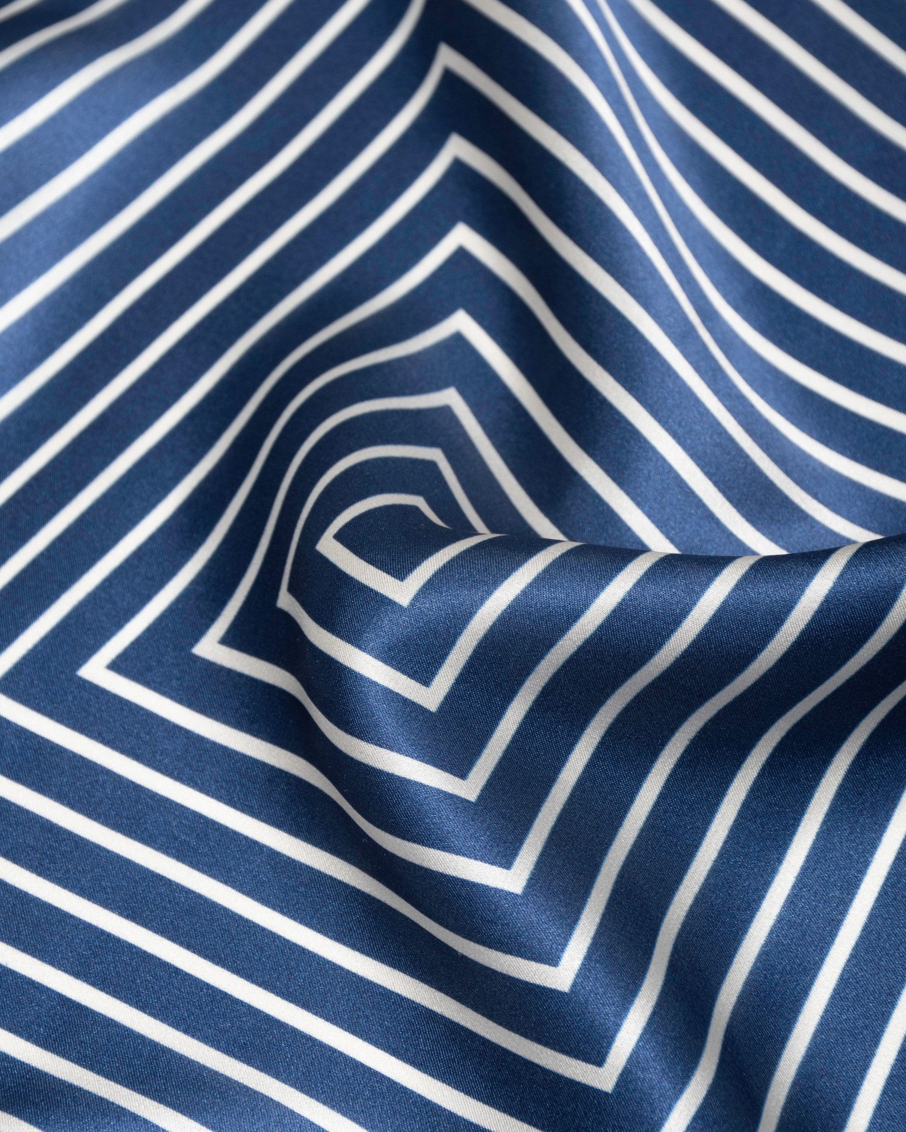 MayTree Seidentuch Seidentuch quadratisch Zen 53x53, (Stück), 100% Seide, T günstig online kaufen