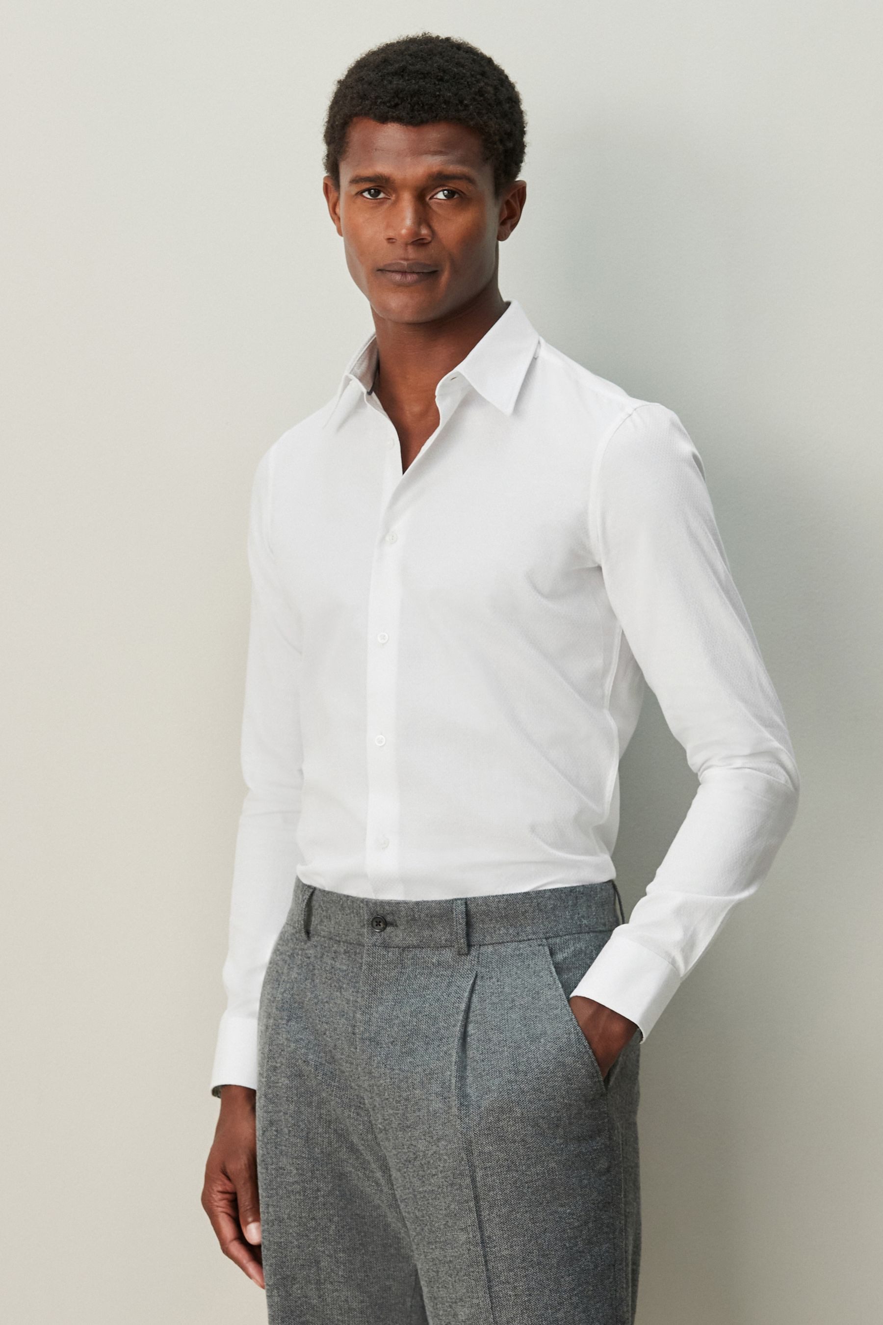 Next Langarmhemd Formelles, strukturiertes Skinny Fit Langarmhemd (1-tlg)