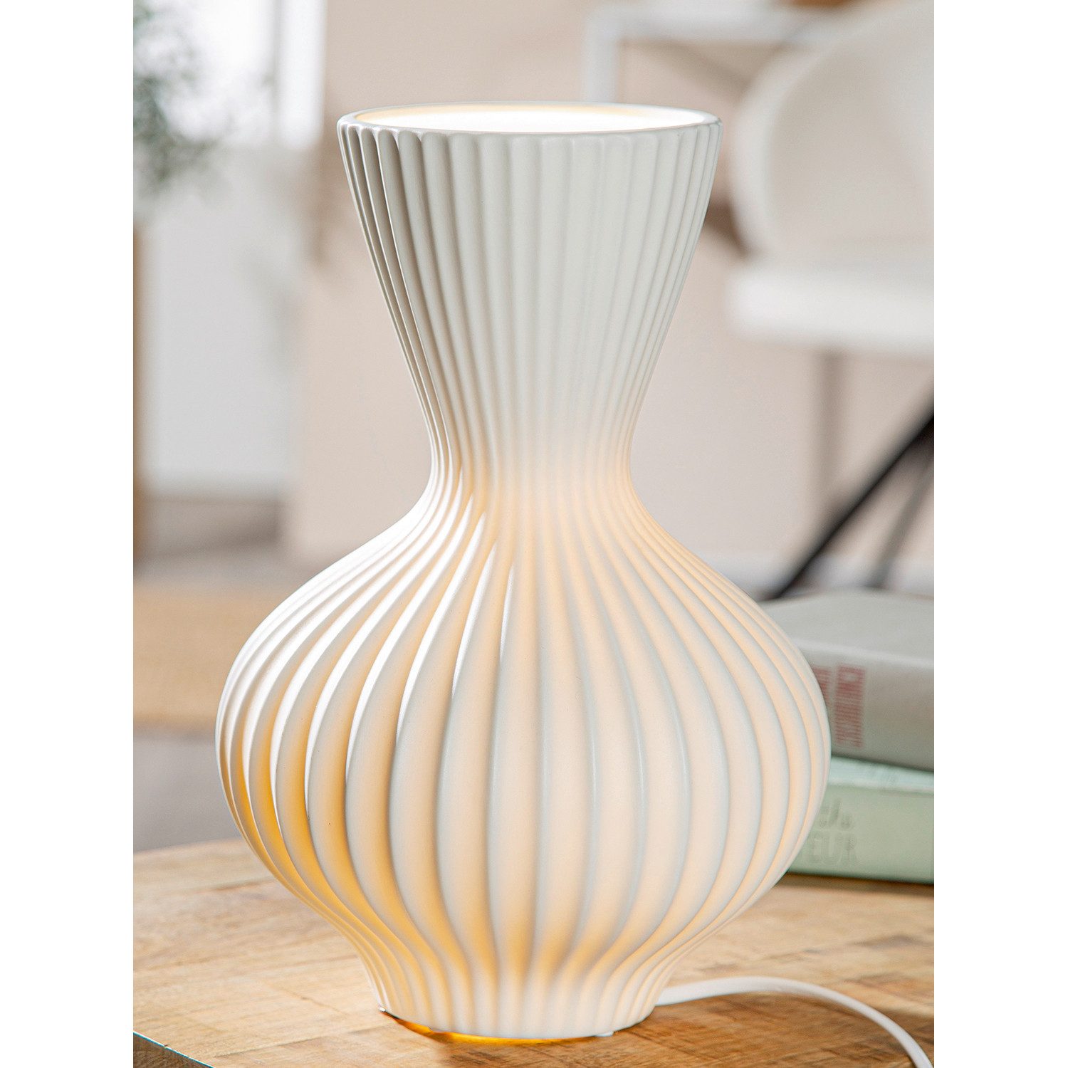GILDE Tischleuchte GRETA Tischleuchte - weiß - Porzellan - Höhe 29,5cm x Ø 20cm - Lampe, Tischlampe - Schreibtischlampe - Nachttischlampe