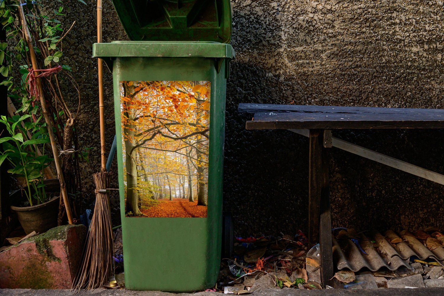 MuchoWow - St), - Wald Wandsticker Container, Abfalbehälter Dänemark Sticker, Herbst (1 Mülltonne, Mülleimer-aufkleber,