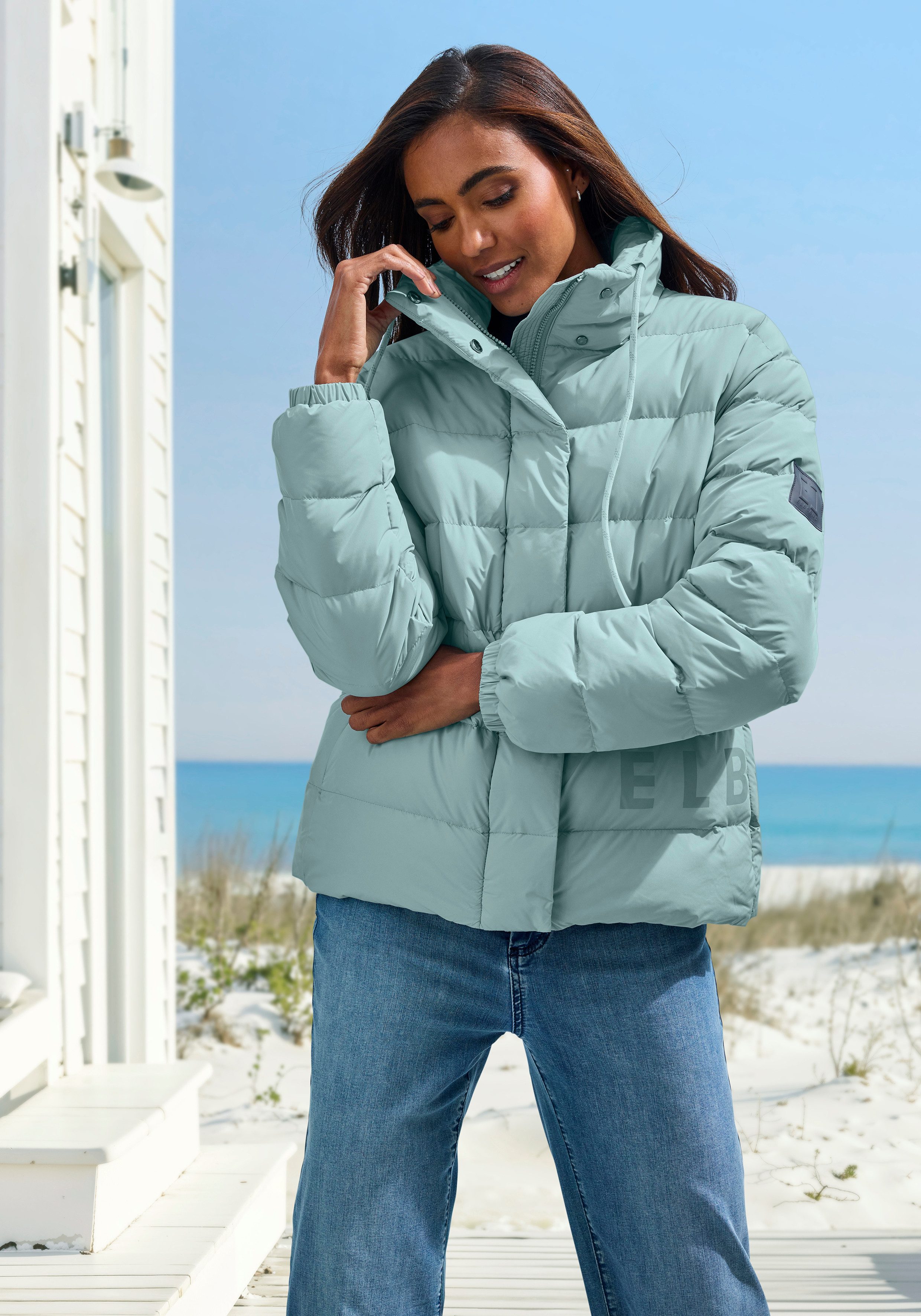 Elbsand Steppjacke mit großem seitlichen Logo-Print