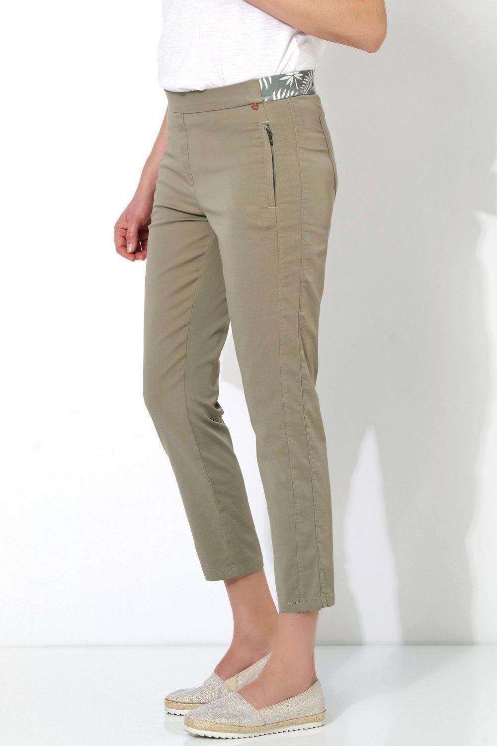 Chinos TONI khaki by Relaxed