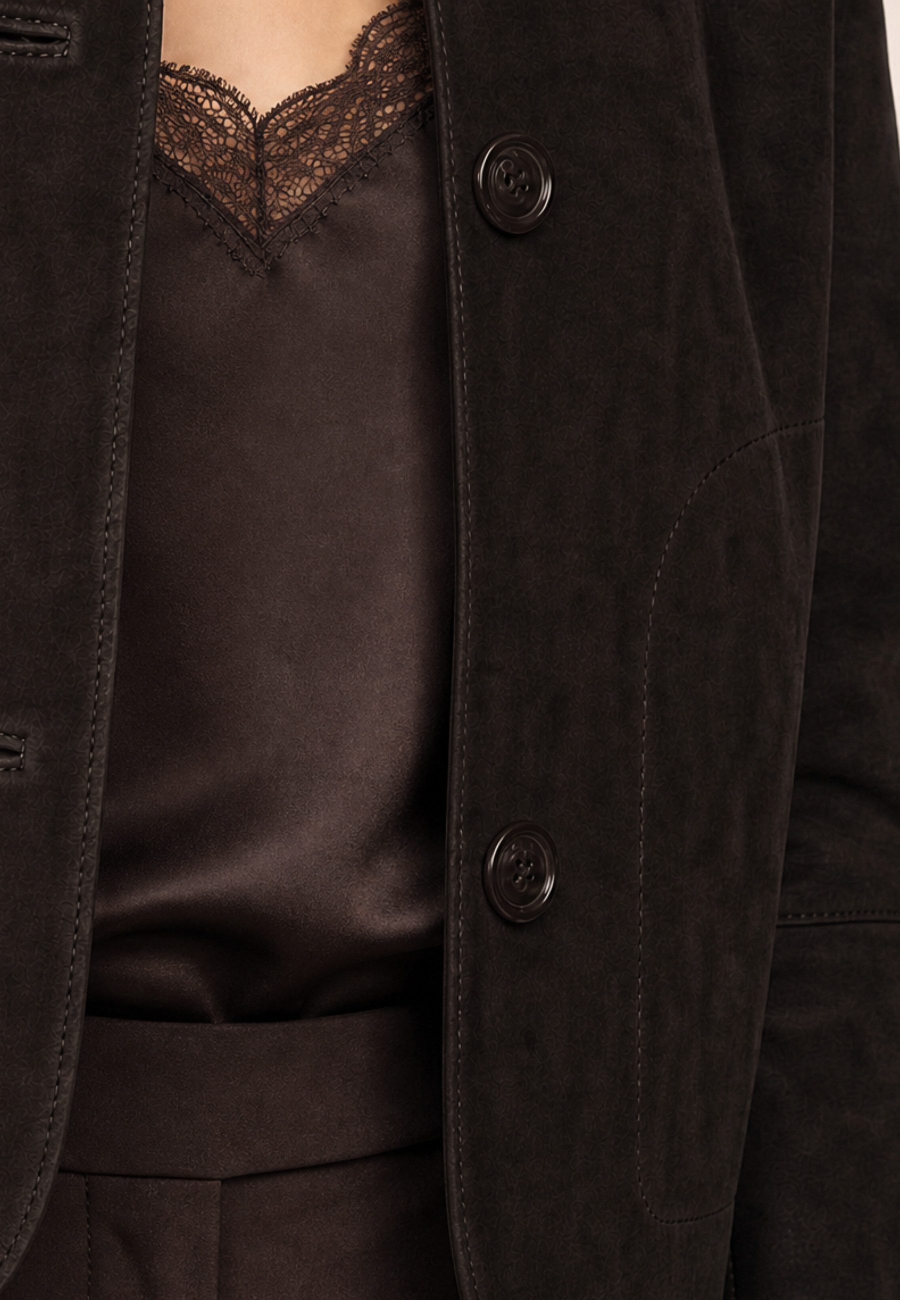 RICANO Lederjacke Jeena Hochwertiges Lamm Nappa Leder – Bild 5 von 5