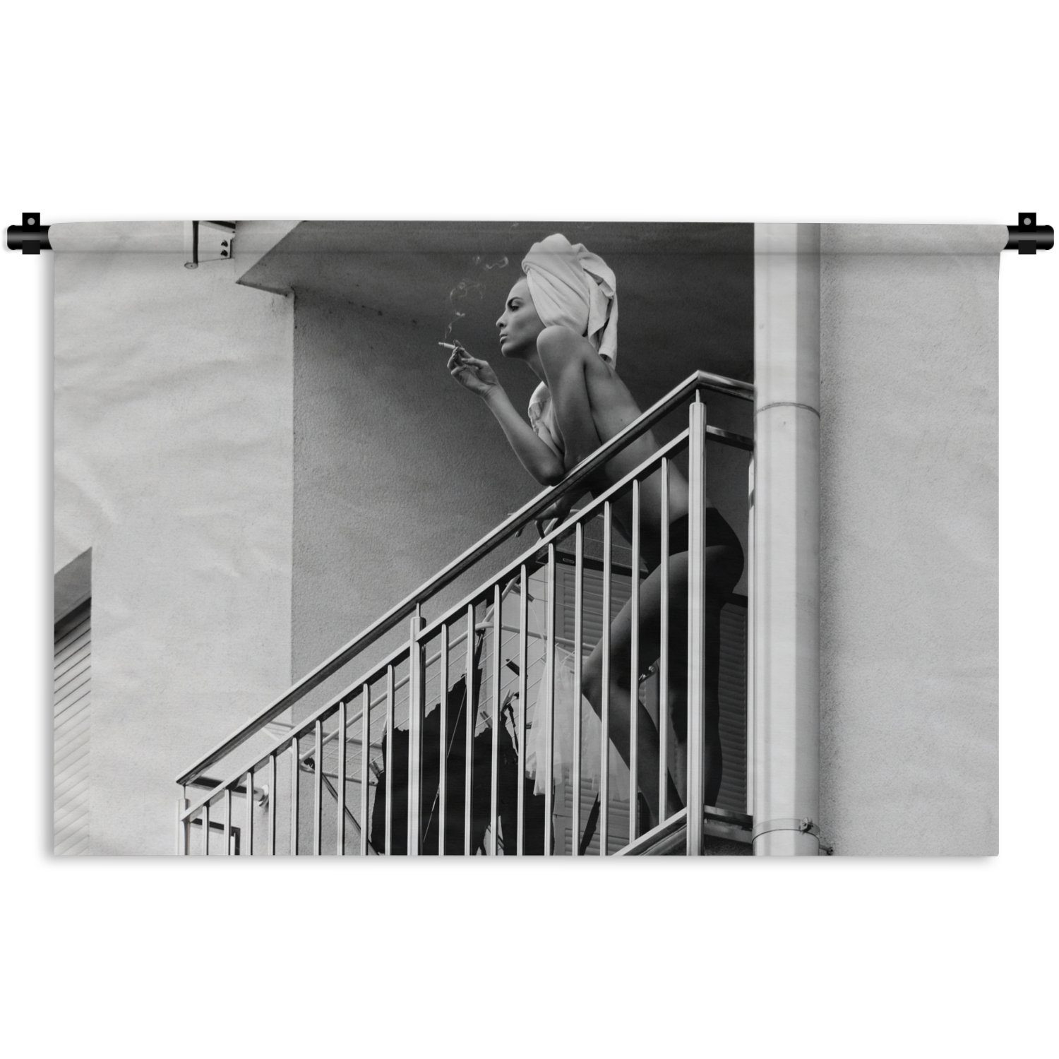 MuchoWow Wanddekoobjekt Balkon - Zigaretten Frau, Wohnzimmer, für Rauchen Wanddeko - Kleid, Kinderzimmer Wandbehang, - Schlafzimmer
