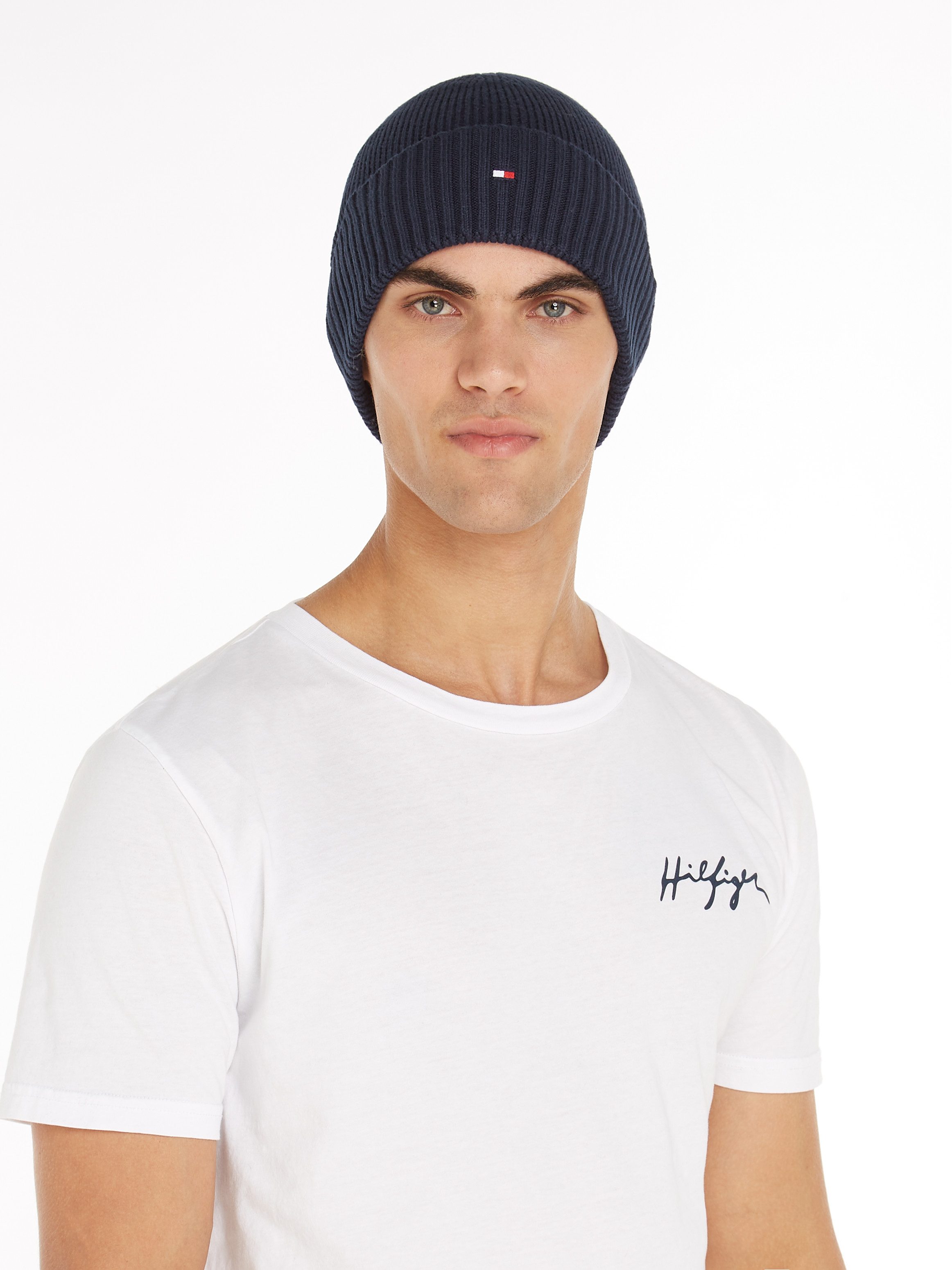 Tommy Hilfiger Strickmütze TH FLAG PIMA COTTON BEANIE Beanie mit Logostickerei, mit Kaschmiranteil Unisex