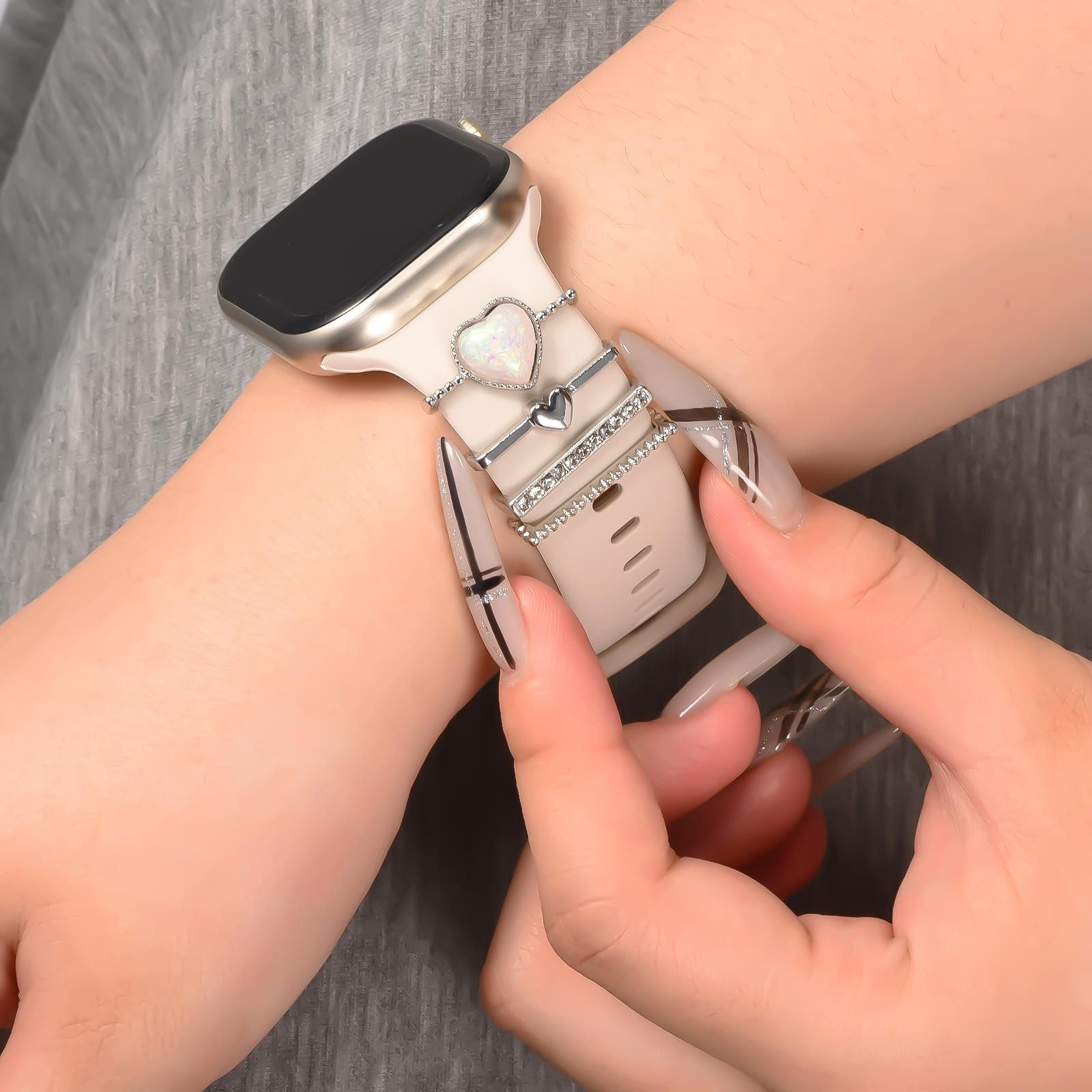CoolGadget Smartwatch-Armband Uhren Charms Schmuck Ringe Deko Loops Motiv Clips, passend für alle Apple Watch und Samsung Galaxy Watch Modelle – Bild 4 von 5