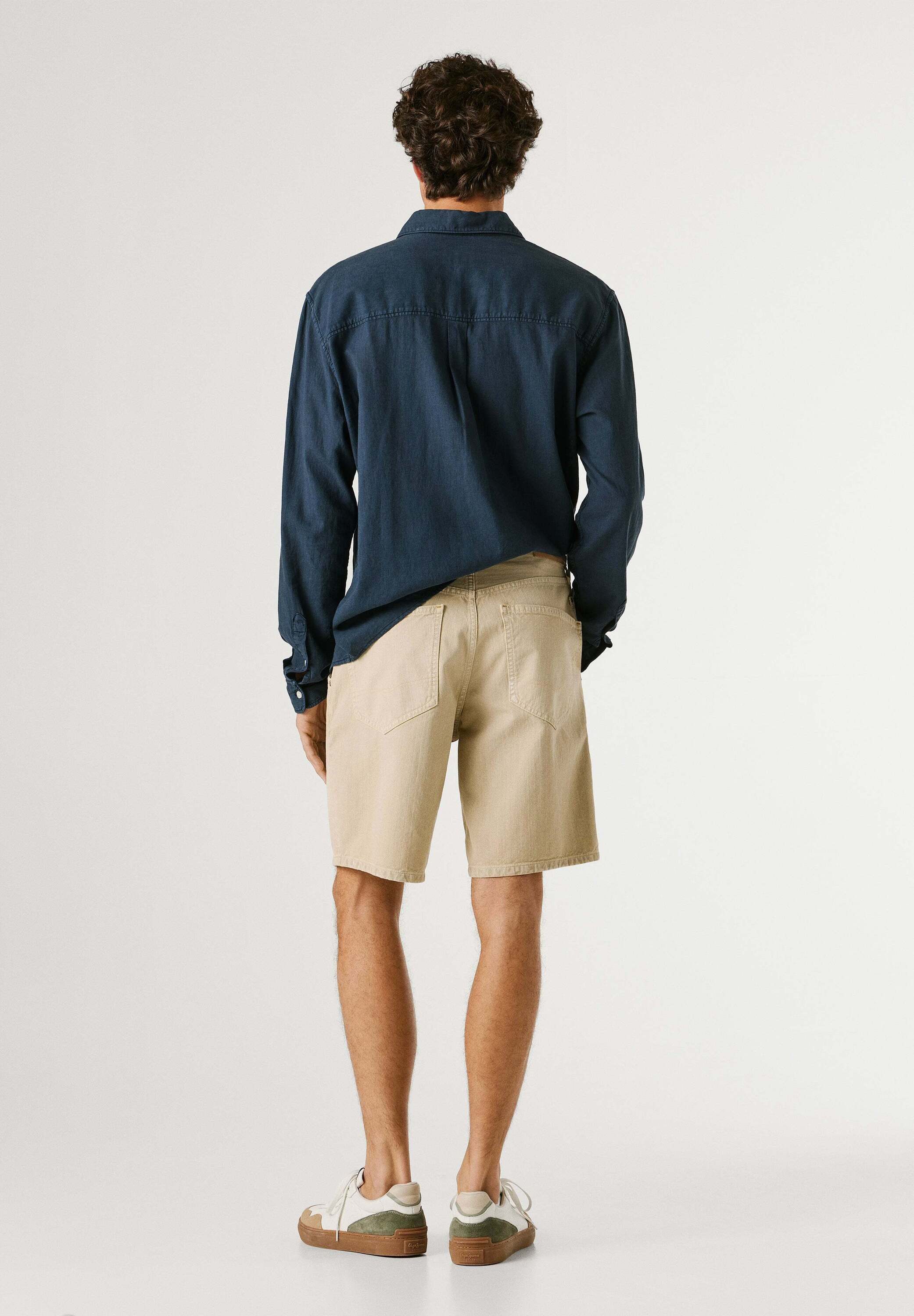 Pepe Jeans Shorts shorts LOOSE TAPERED SHORT HELIX CLR